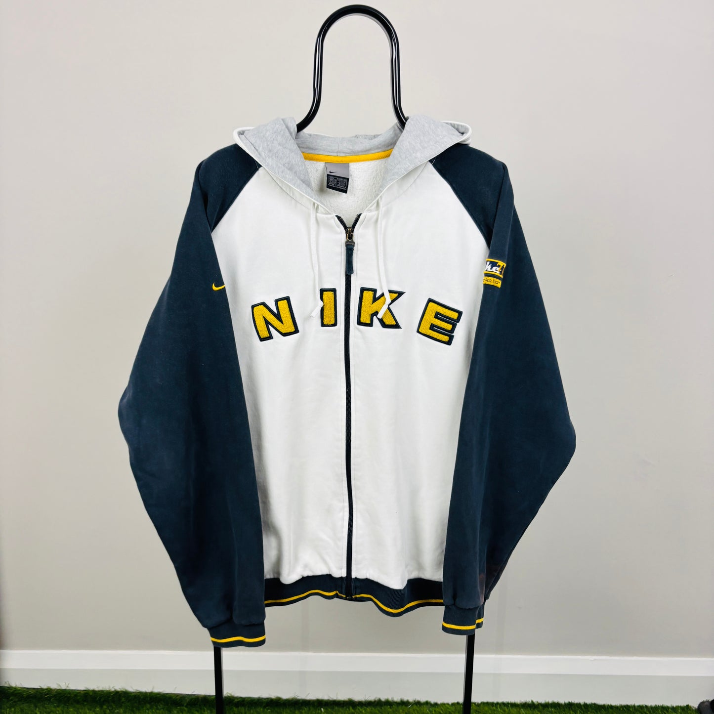 00s Nike Zip Hoodie White Large