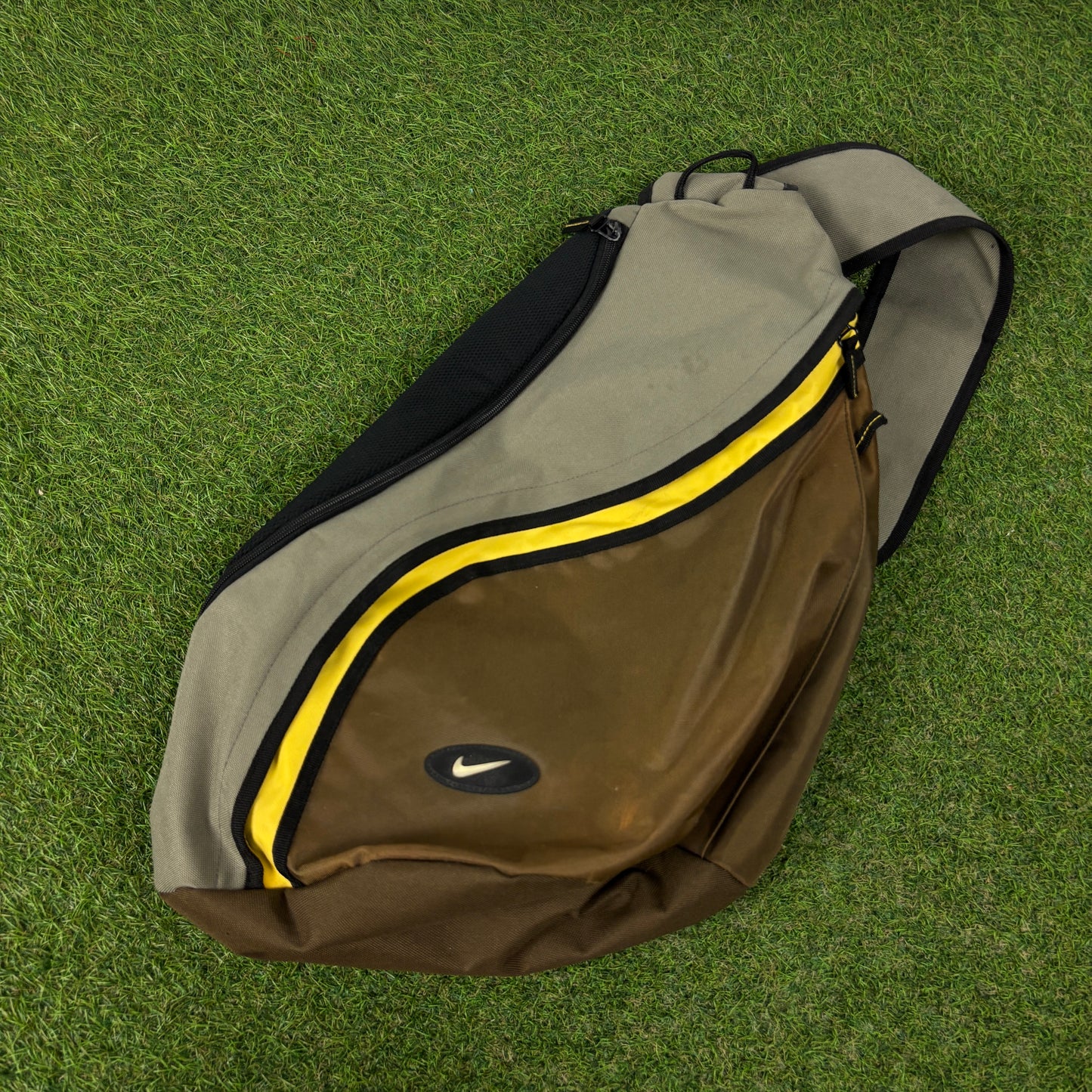00s Nike Sling Rucksack Bag Brown