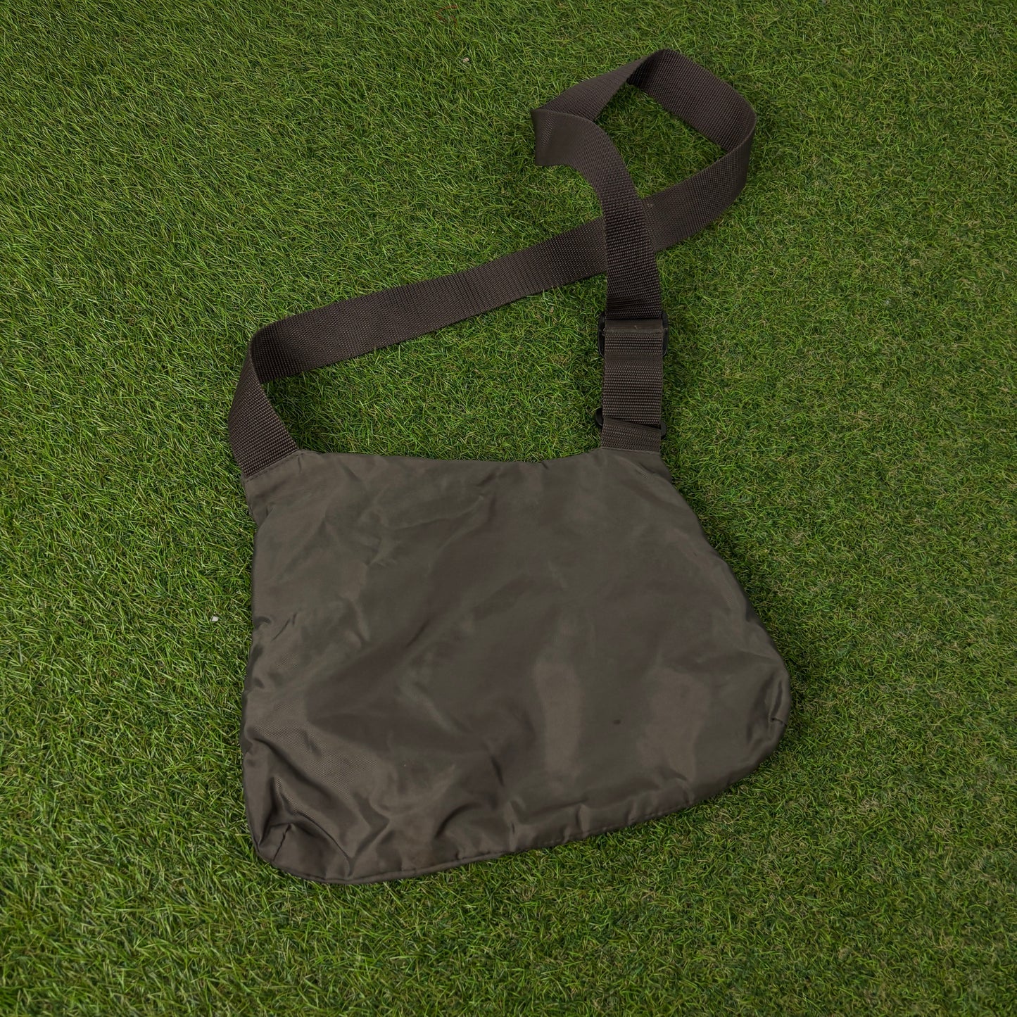 00s Nike Sling Shoulder Bag Grey