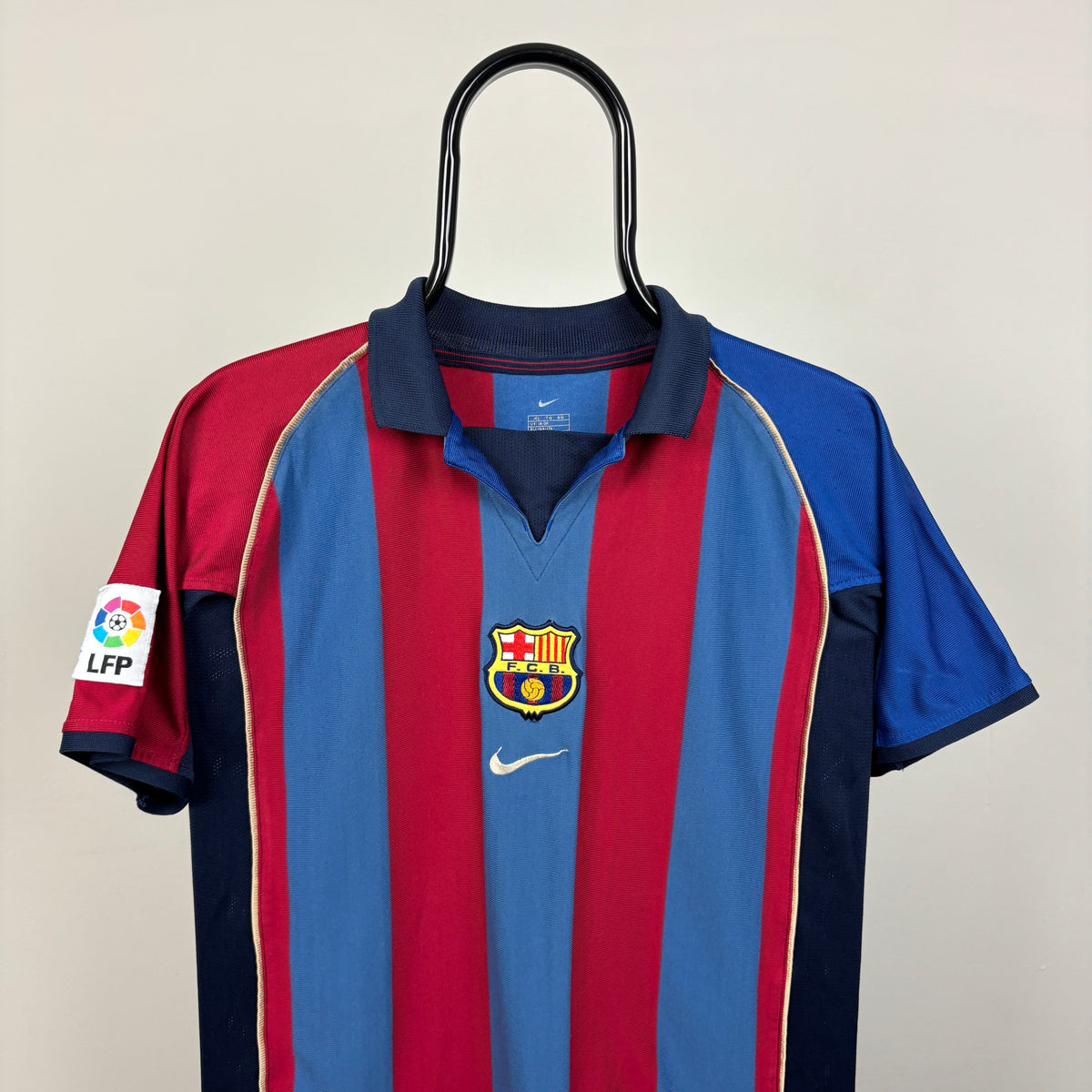 90s Nike Barcelona Football Shirt T-Shirt Red Small