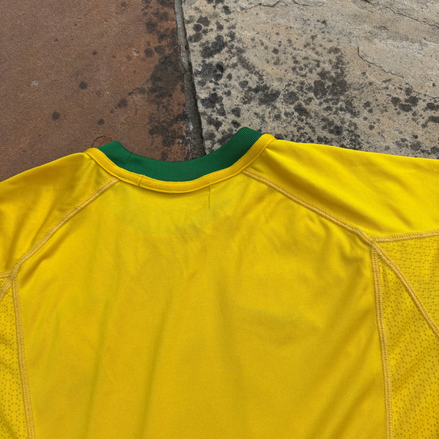 90s Nike Brazil Football Shirt T-Shirt Yellow Small