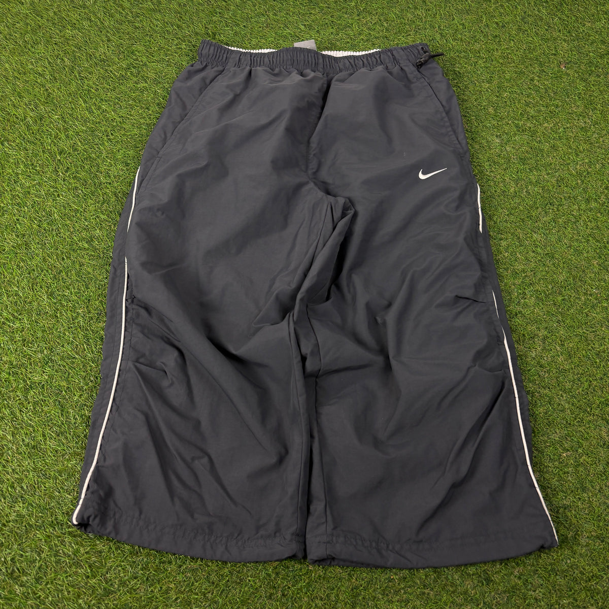 00s Nike Piping Capri Shorts Grey Medium