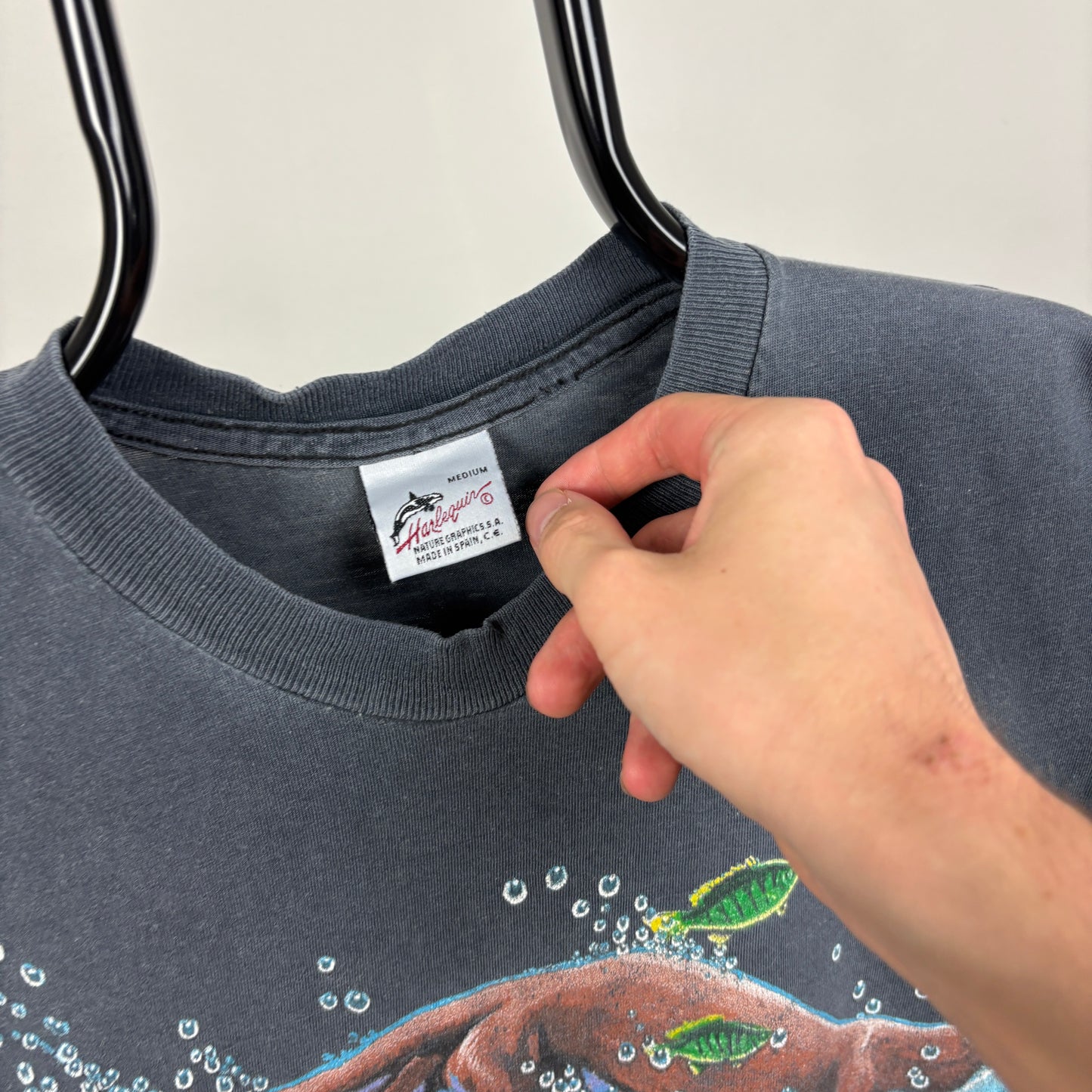 90s Harlequin Otter T-Shirt Black Medium