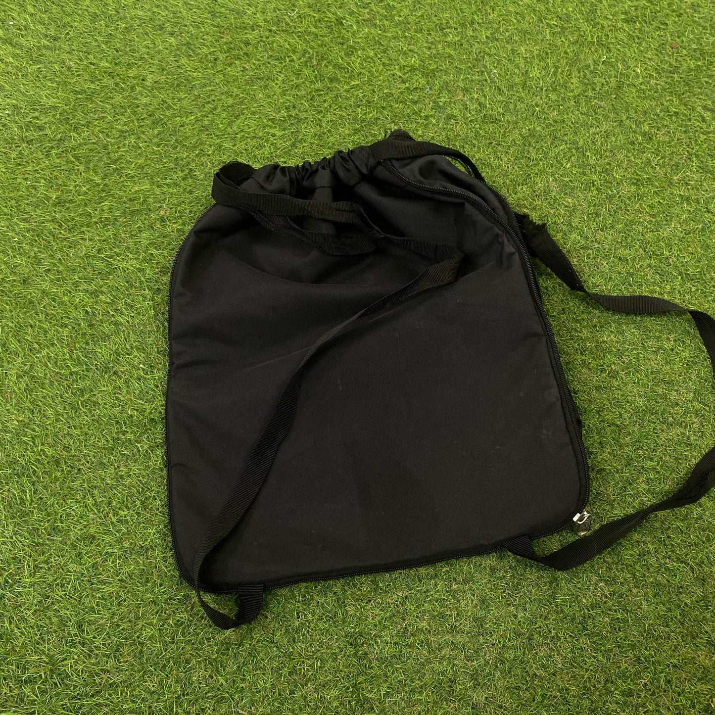 00s Nike Drawstring Bag Black