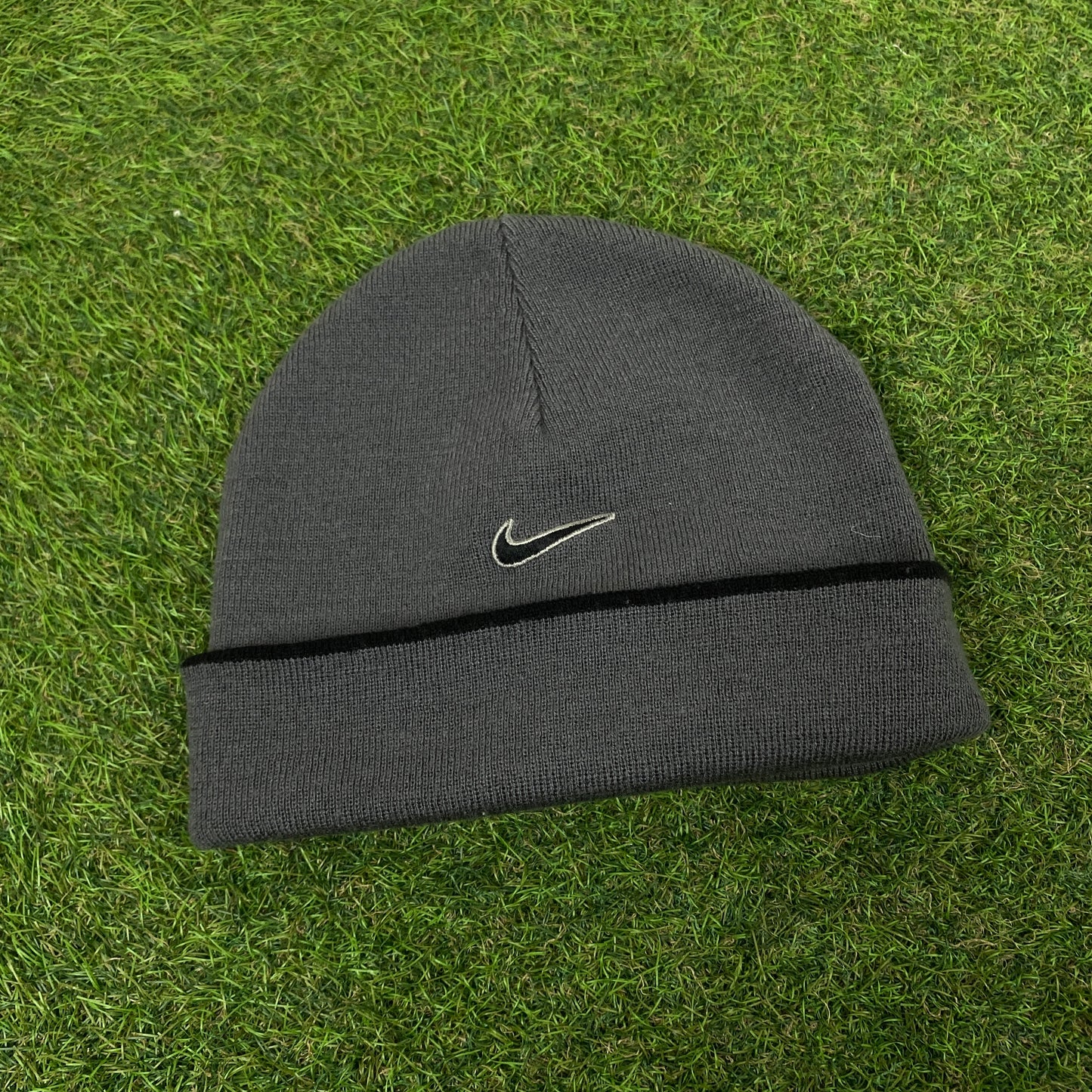 00s Nike Reversible Beanie Hat Black Grey