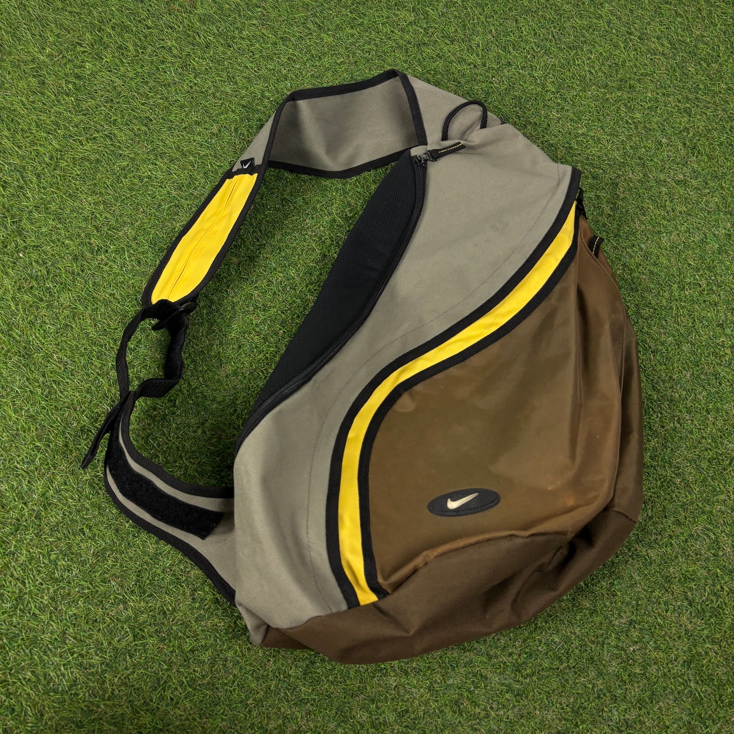 00s Nike Sling Rucksack Bag Brown