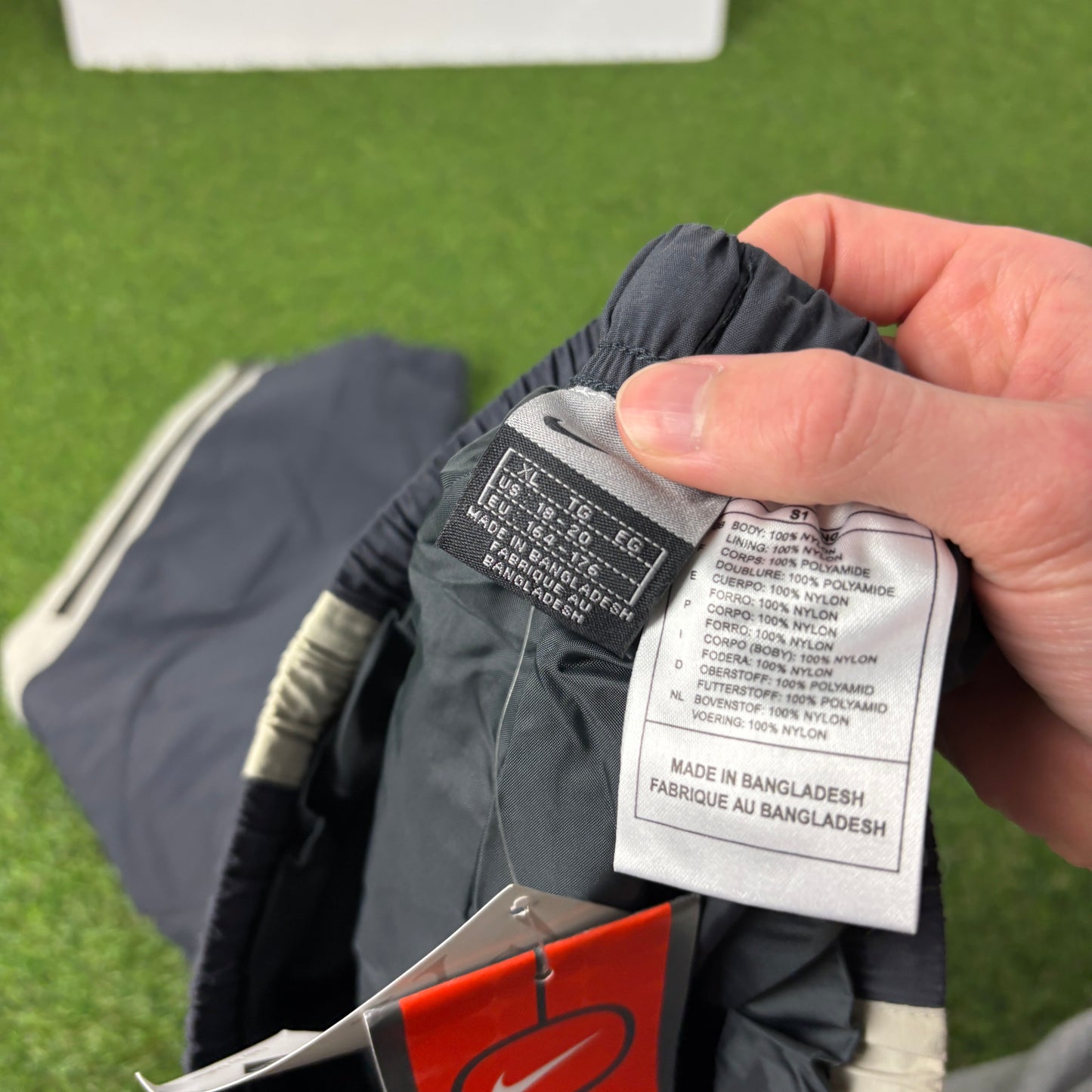 00s Nike Piping Joggers Grey Small