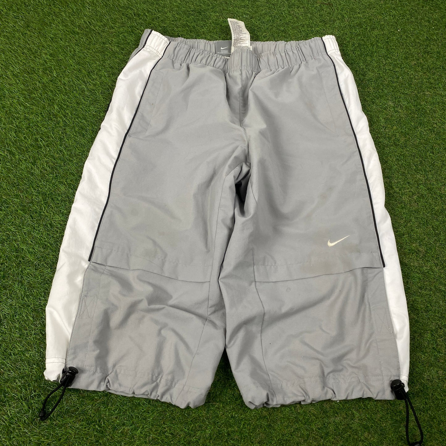 00s Nike 3/4 Length Shorts Grey Medium