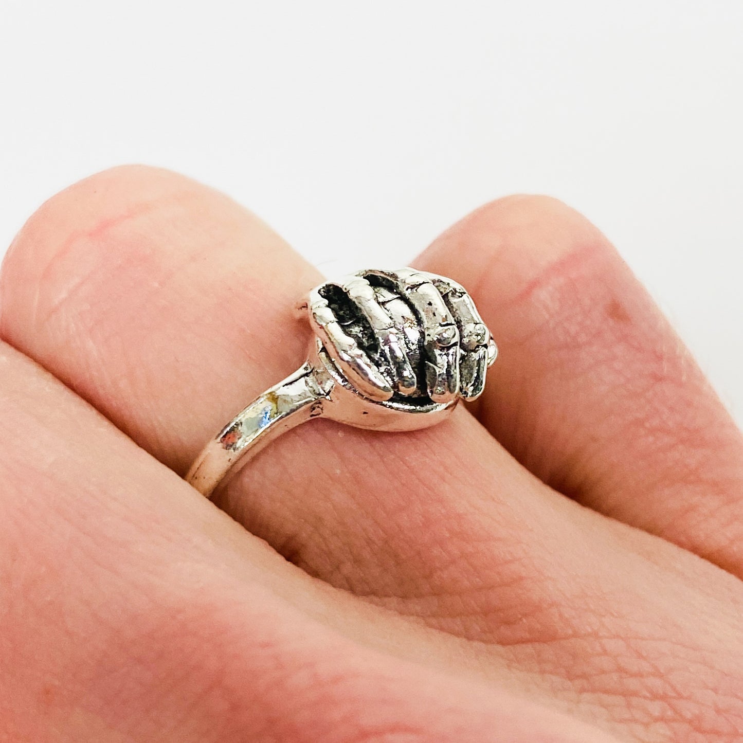 Retro Vintage Skeleton Ball Ring Silver