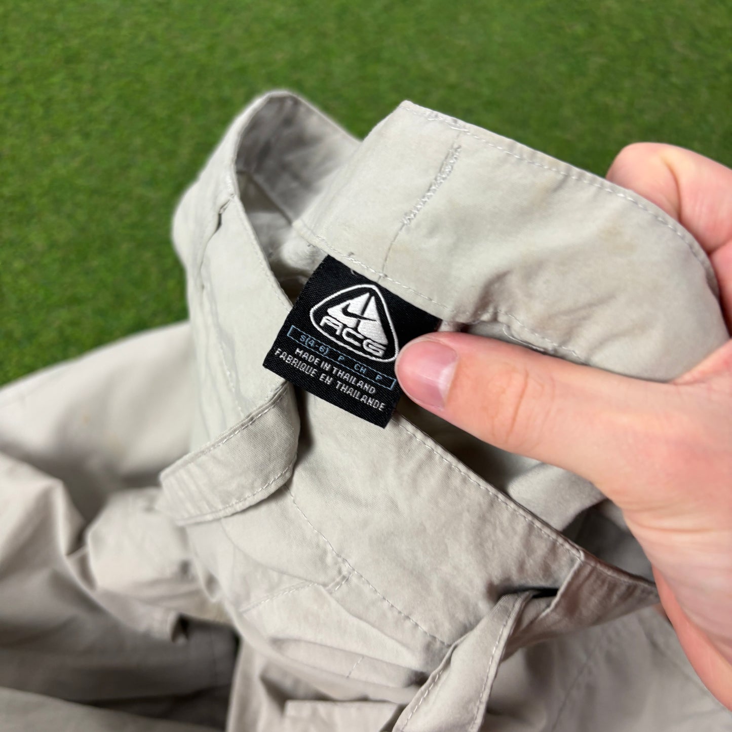 00s Nike ACG Zip Off Cargo Trousers Joggers Brown Small