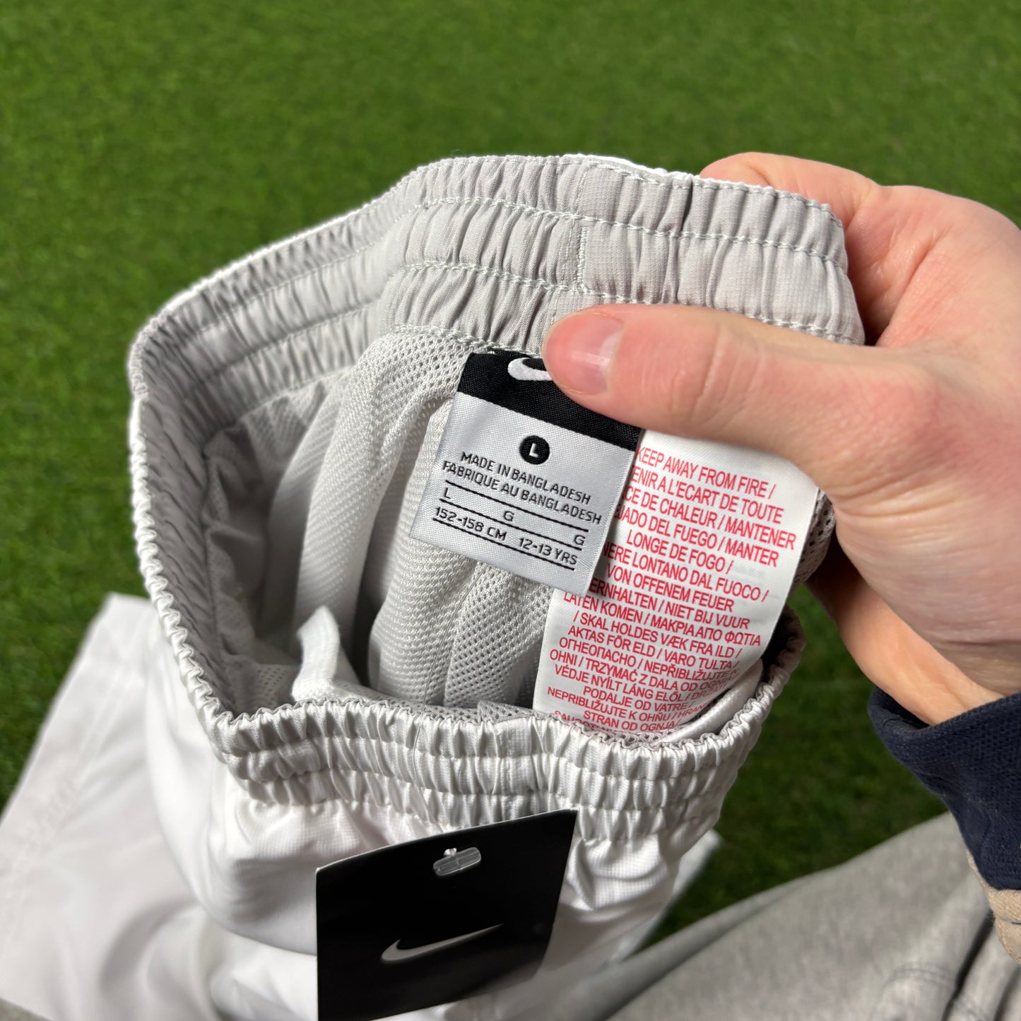 00s Nike Piping Shorts White XS