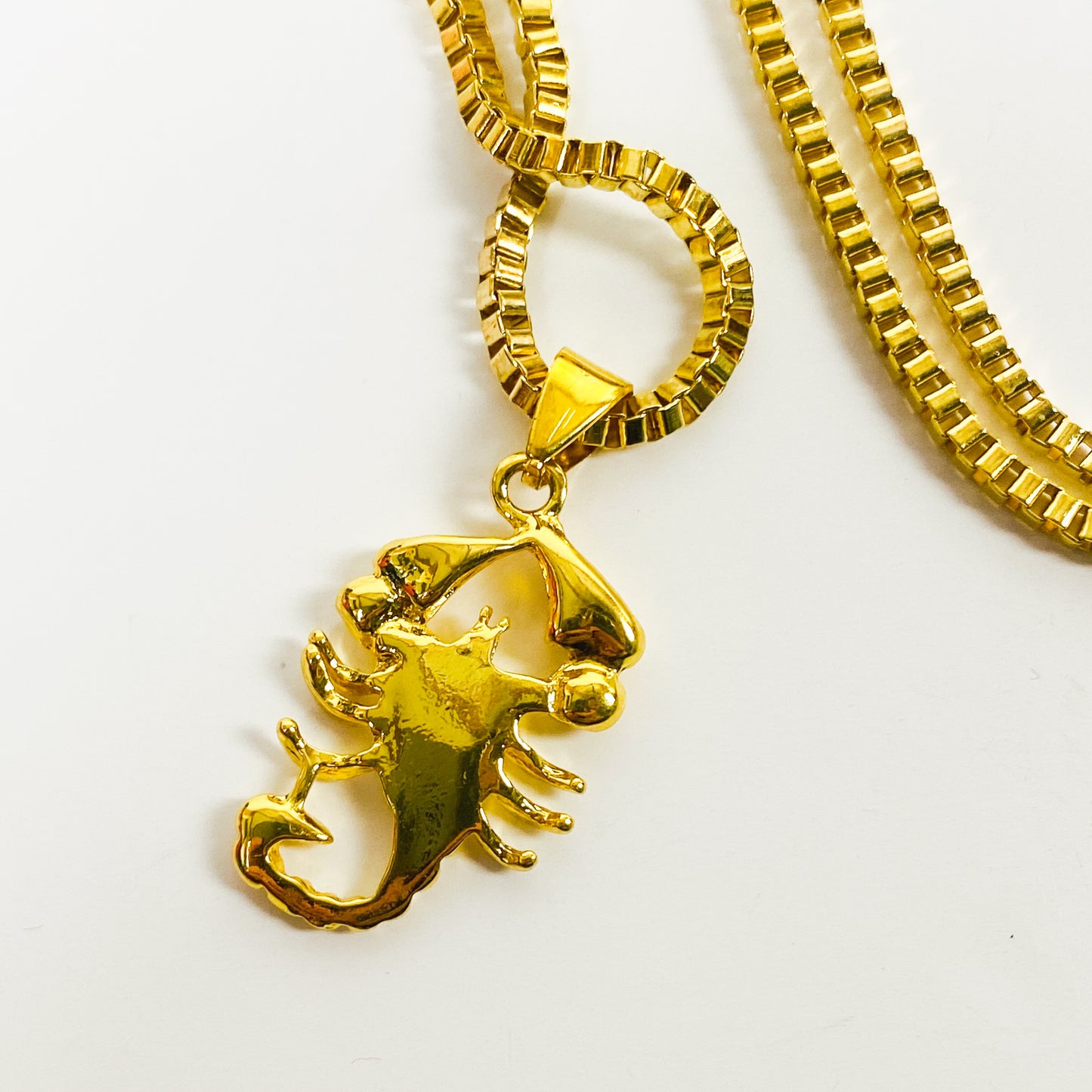 Retro Scorpion Necklace Chain Gold