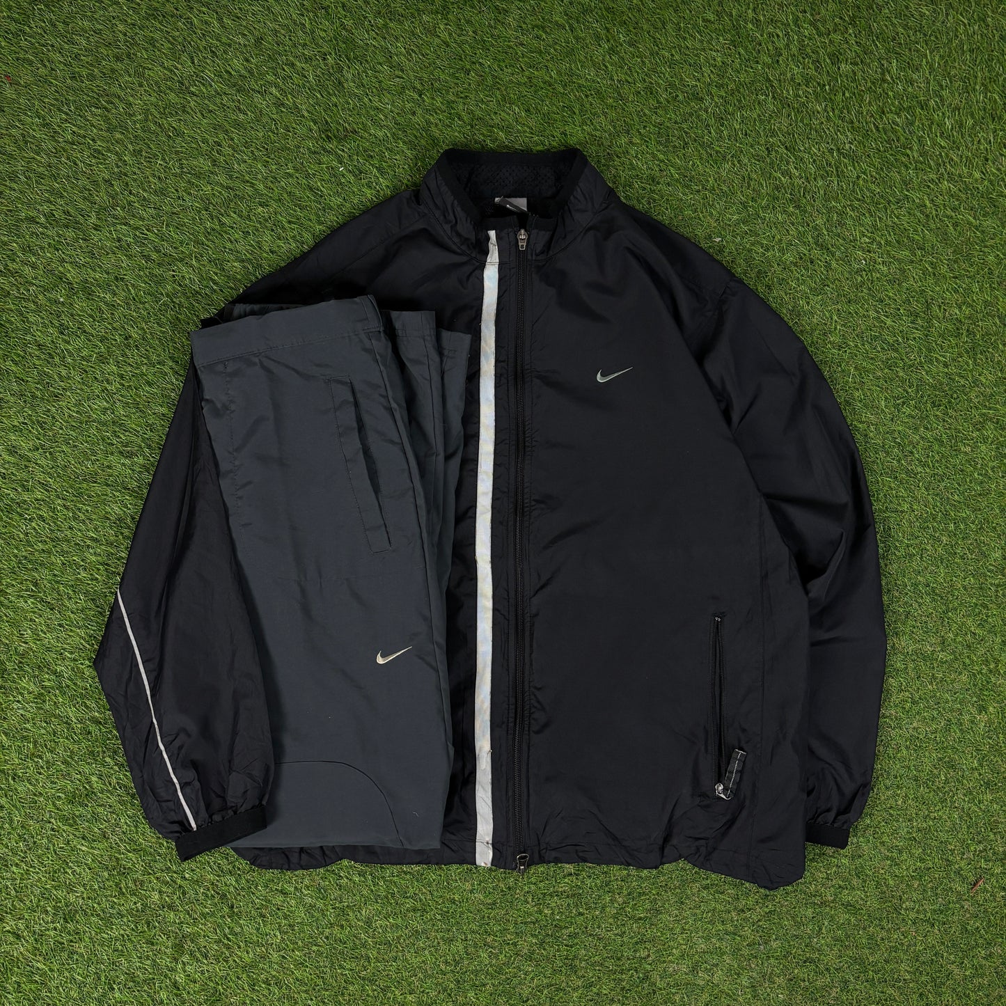 00s Nike Reflective Piping Windbreaker Jacket + Joggers Set Black Medium