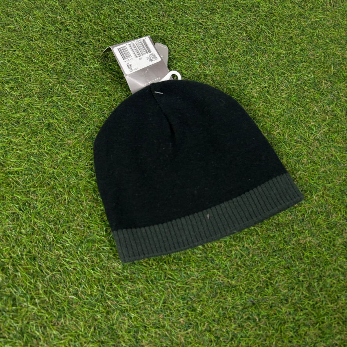 00s Nike Air Reversible Beanie Hat Green Black