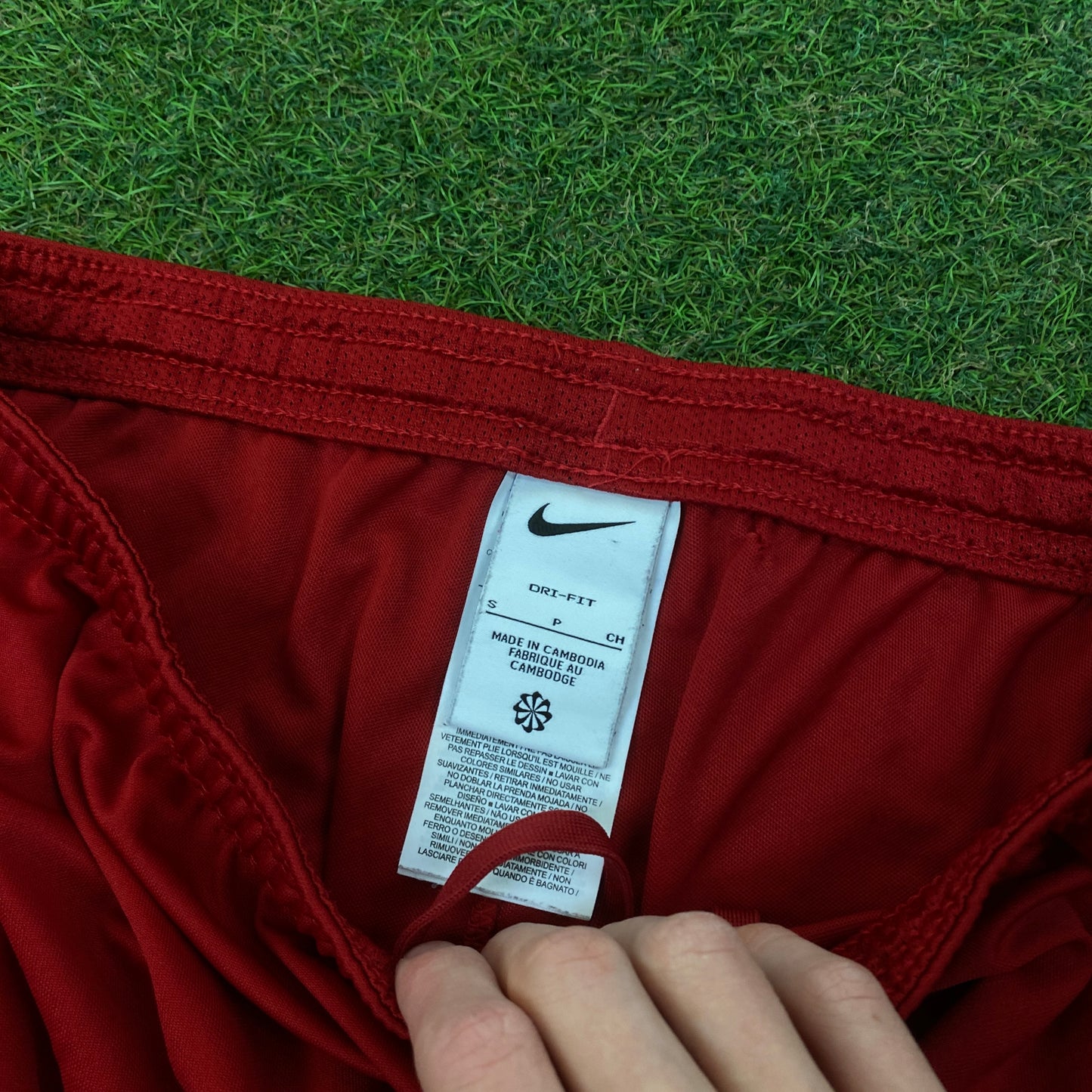 00s Nike Football Shorts Red Small