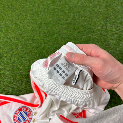 00s Adidas Bayern Munich Football Shorts White Small