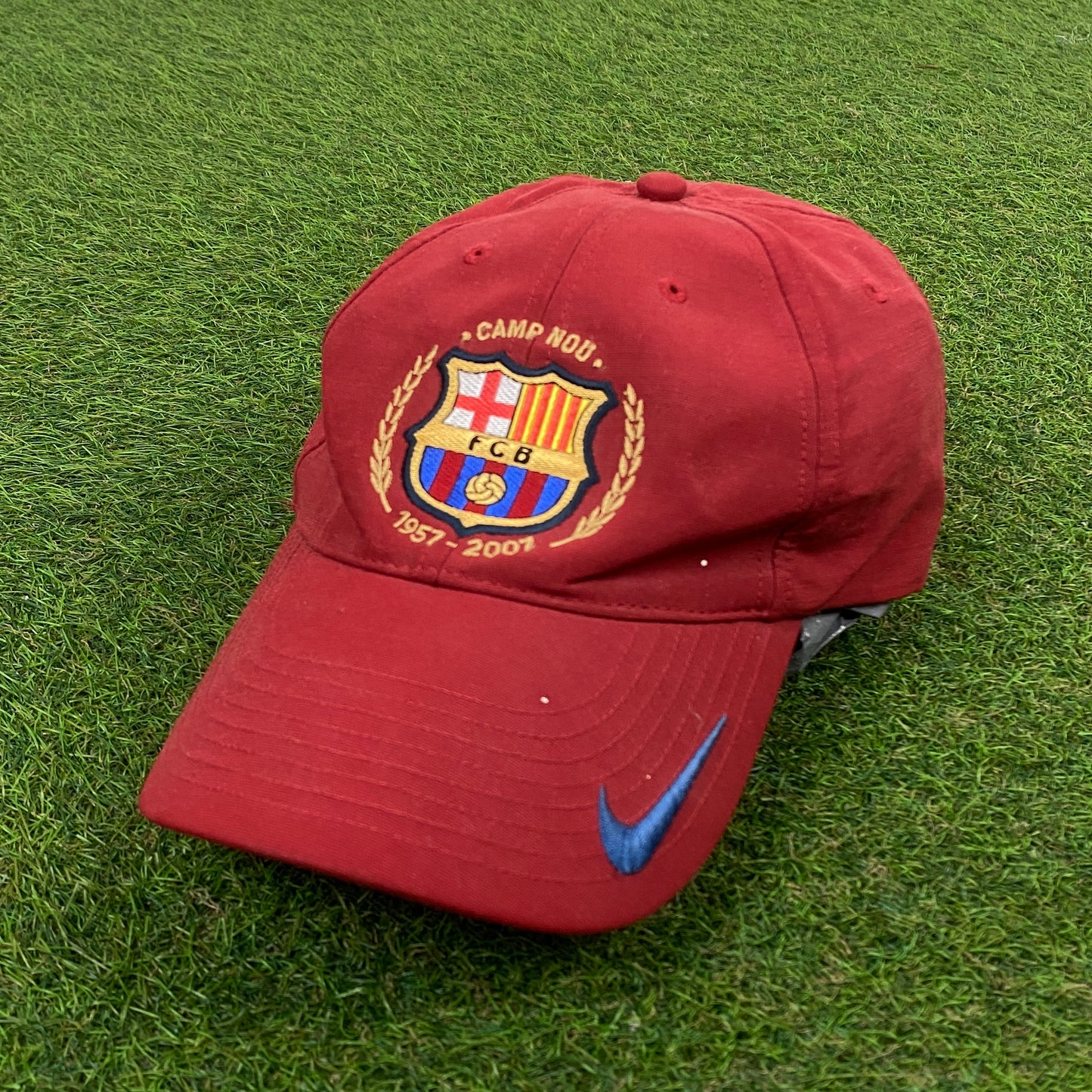 00s Nike Barcelona Hat Red