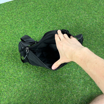 90s Sling Shoulder Bag Black