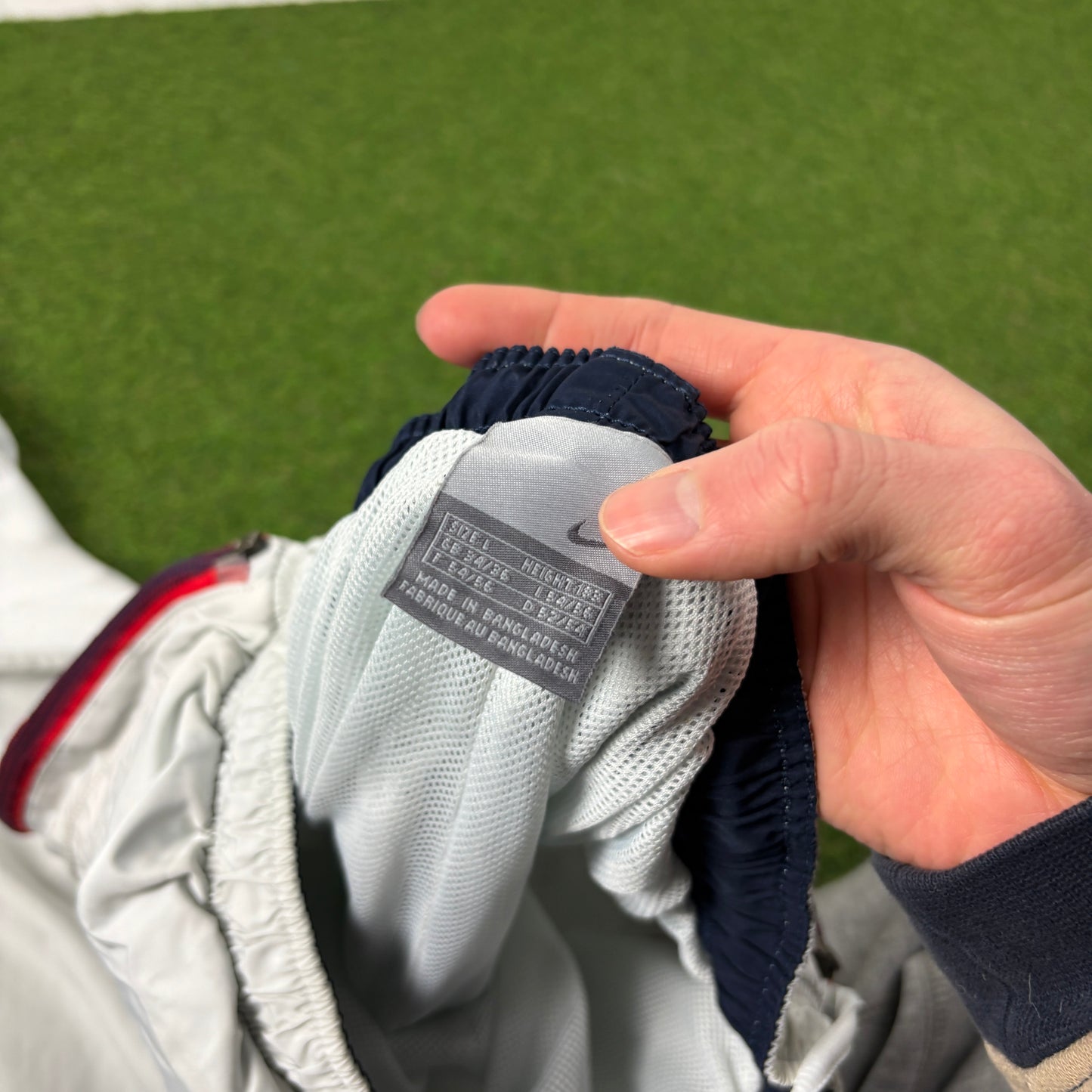 00s Nike Full Zip Piping Joggers White Large