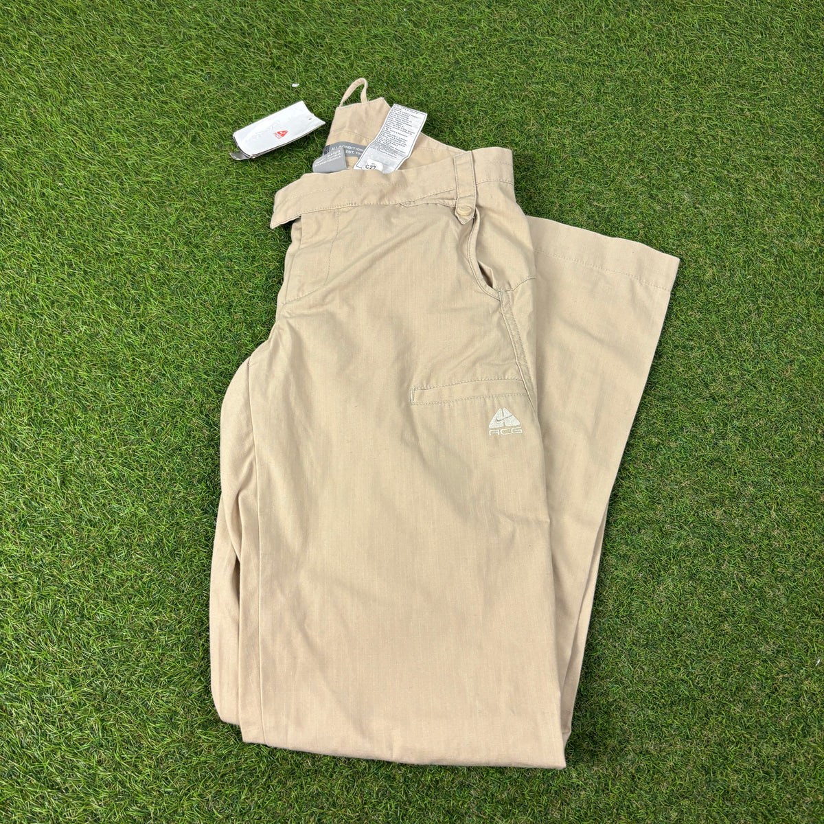 00s Nike ACG Cargo Trousers Joggers Brown Women’s XS