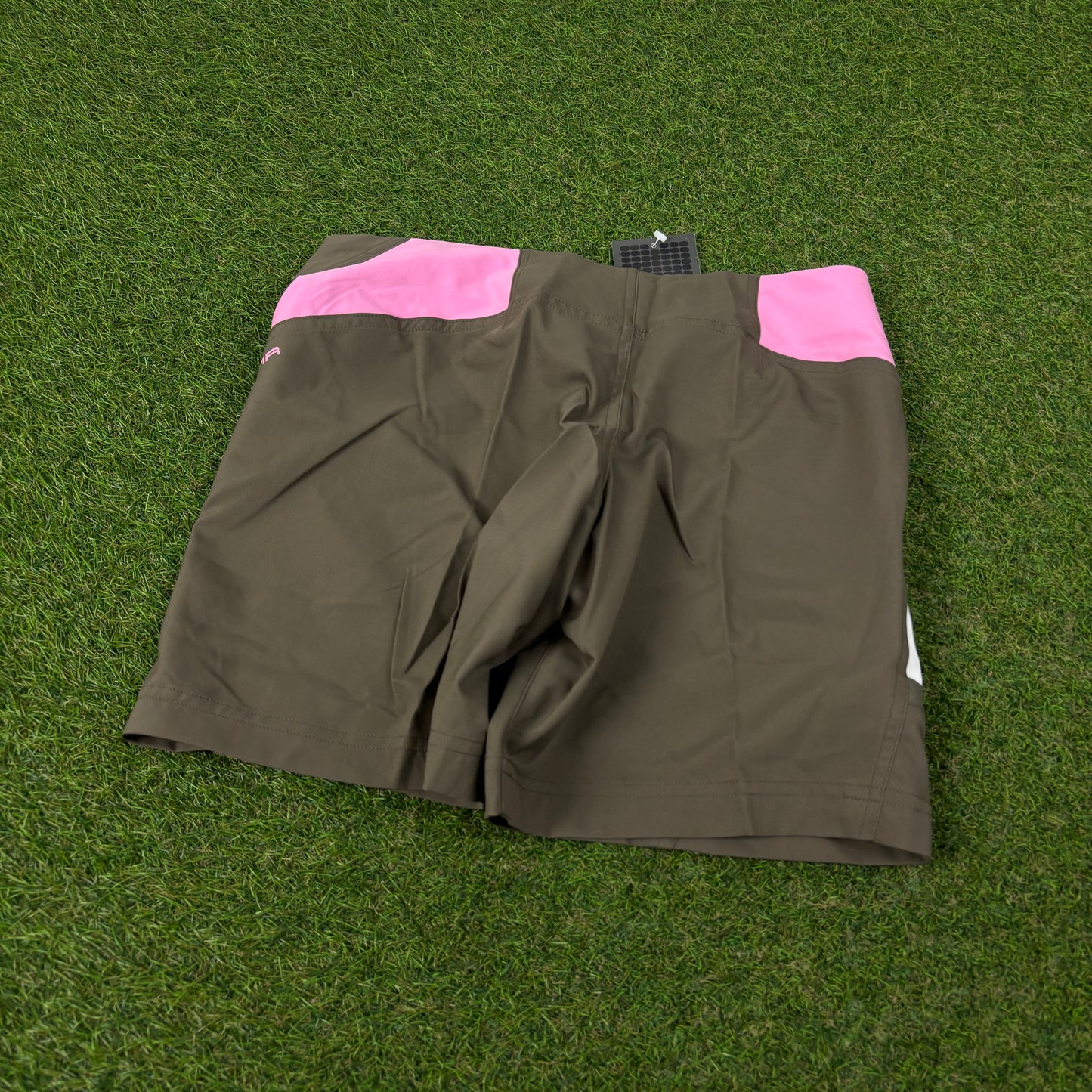 00s Nike ACG Waterproof Shorts Brown Small