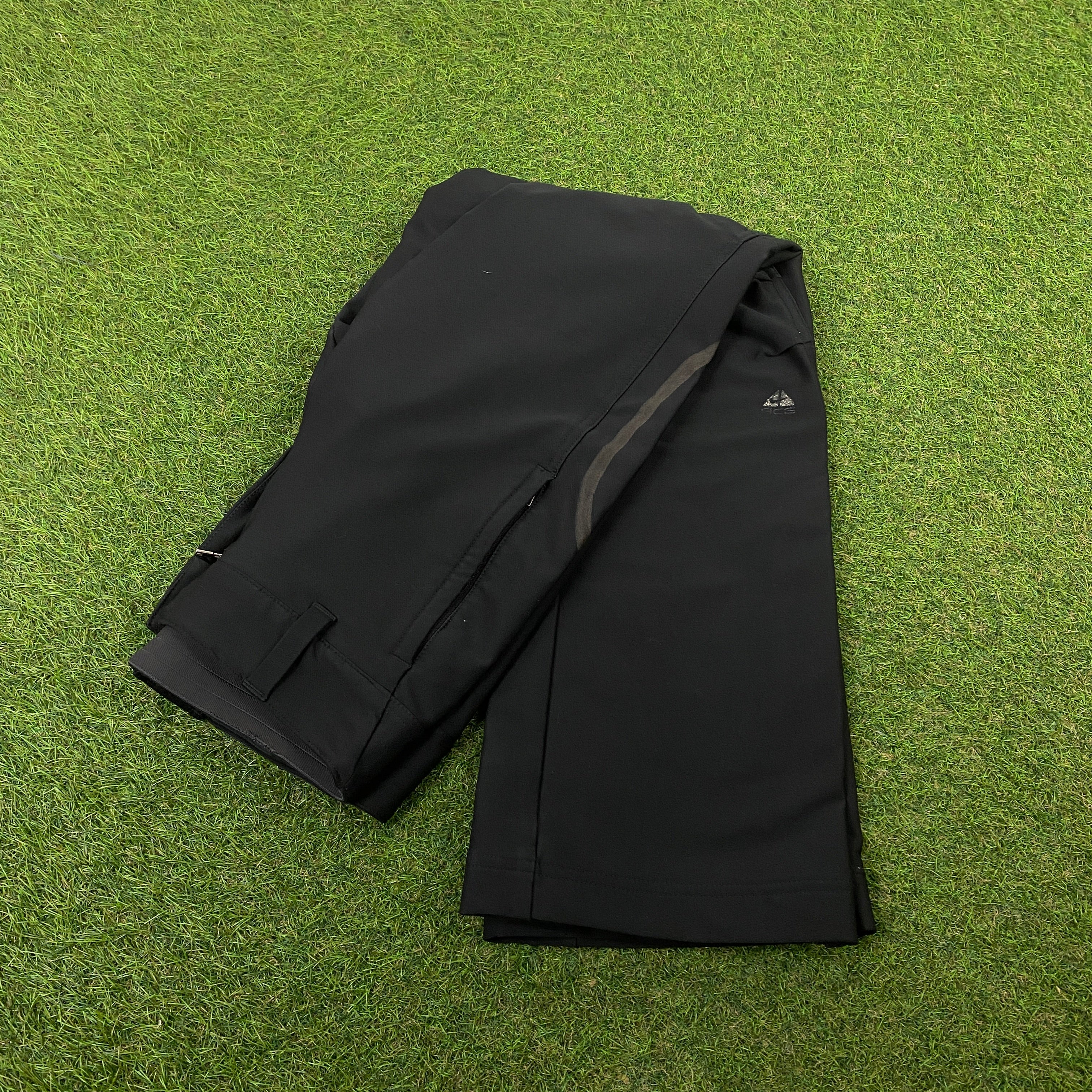 00s Nike ACG Soft Shell Trousers Joggers Black XS