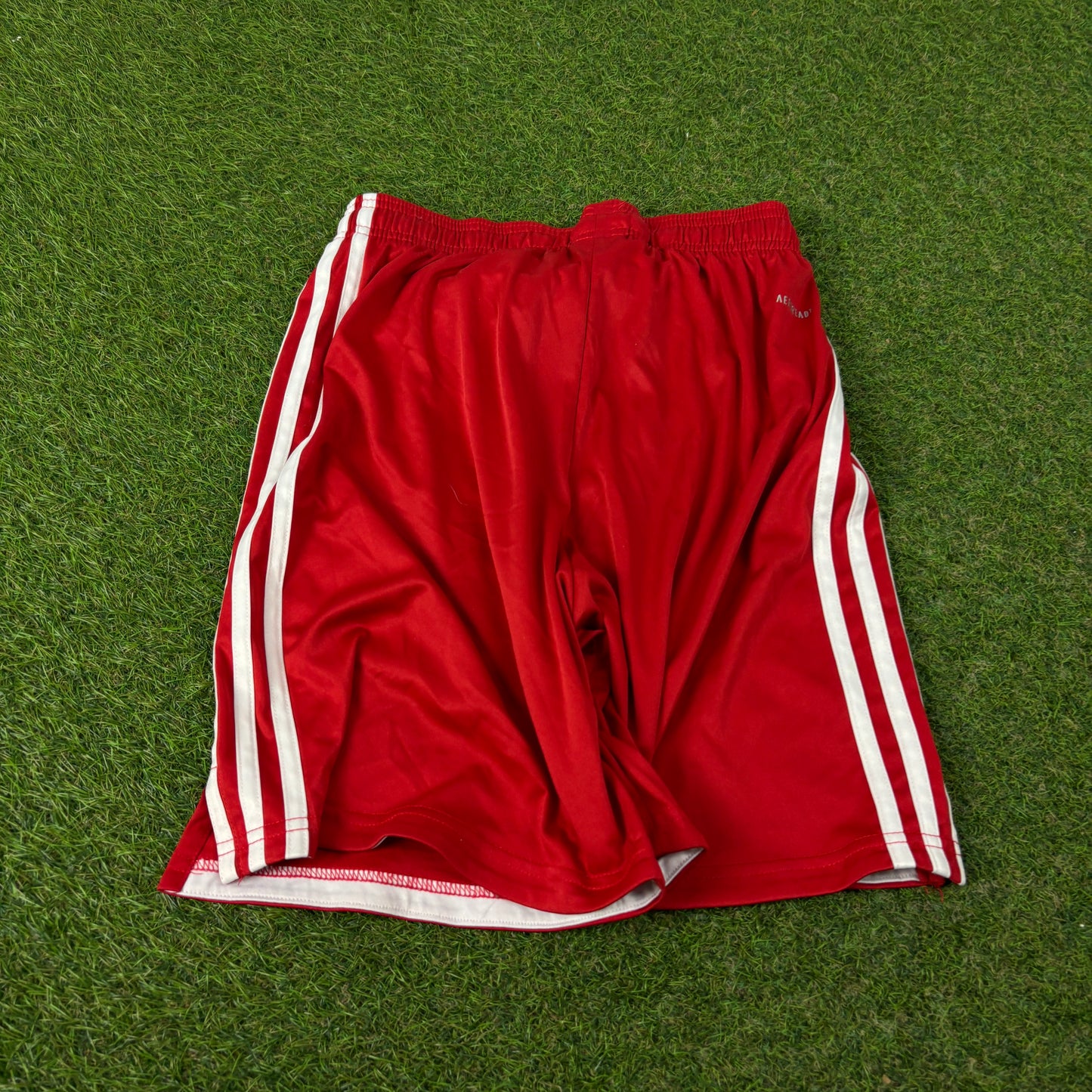 00s Adidas Bayern Munich Football Shorts Red Medium