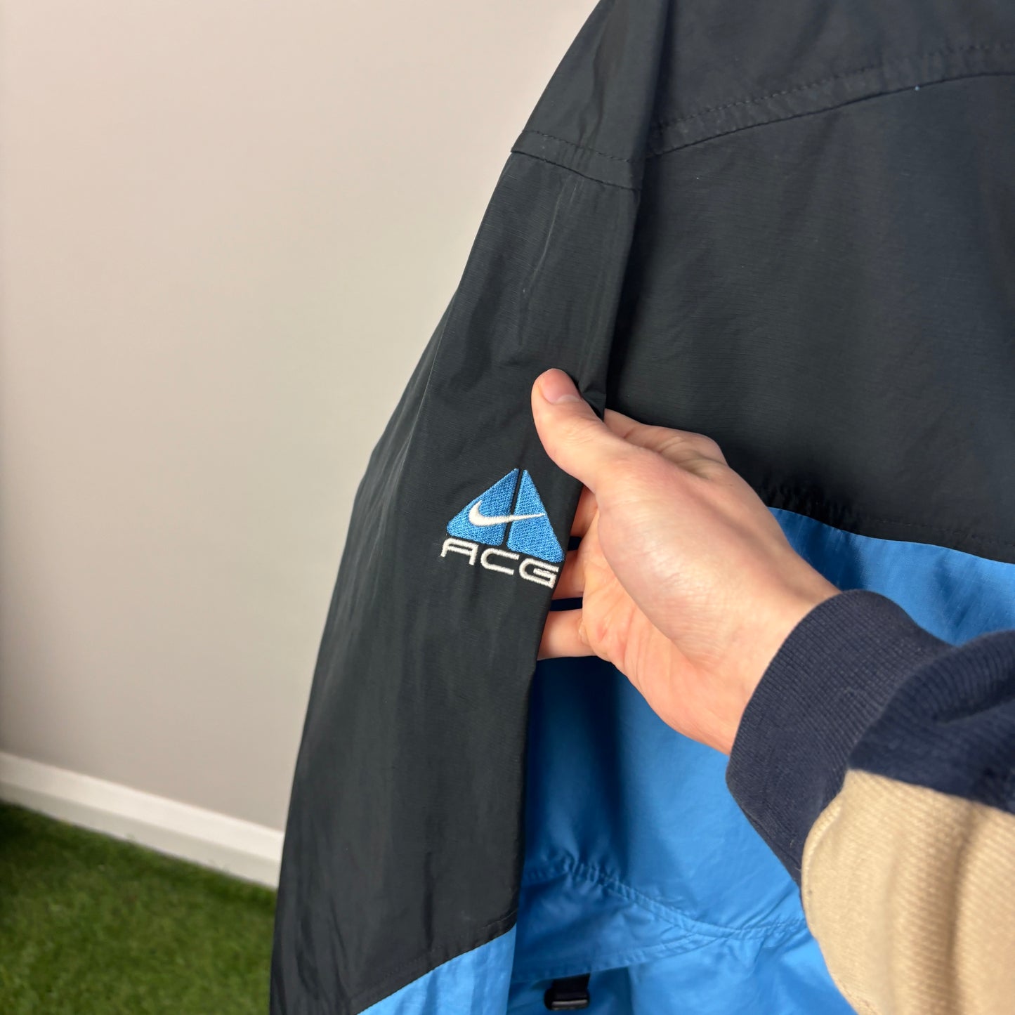 90s Nike ACG Packable Windbreaker Jacket Blue Medium