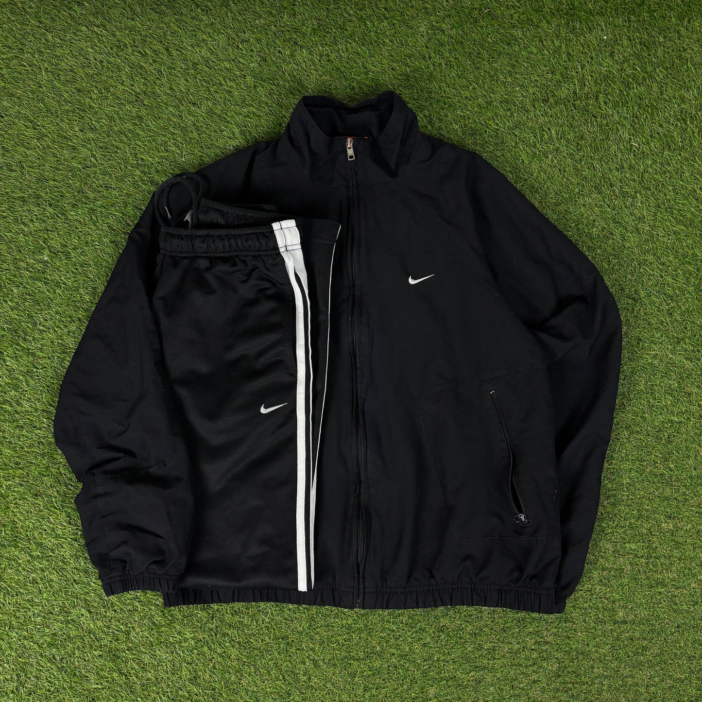00s Nike Windbreaker Jacket + Joggers Set Black Medium