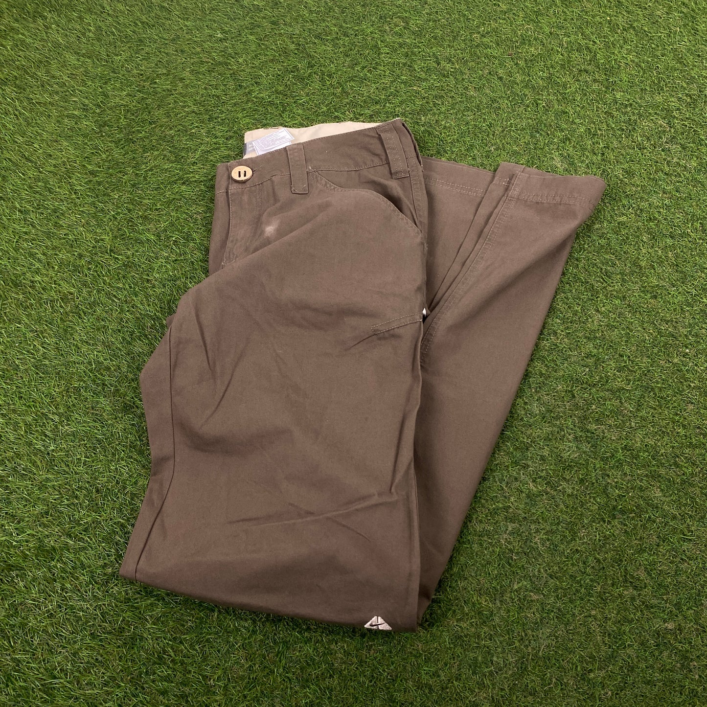 00s Nike ACG Cargo Trousers Joggers Brown Small