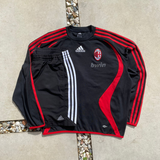 2001/02 Adidas AC Milan Sweatshirt Red Small