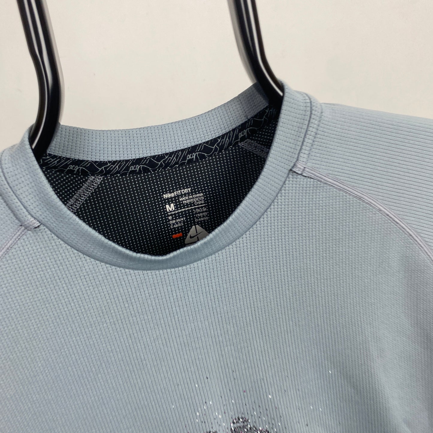 00s Nike ACG Cobweb T-Shirt Grey Medium