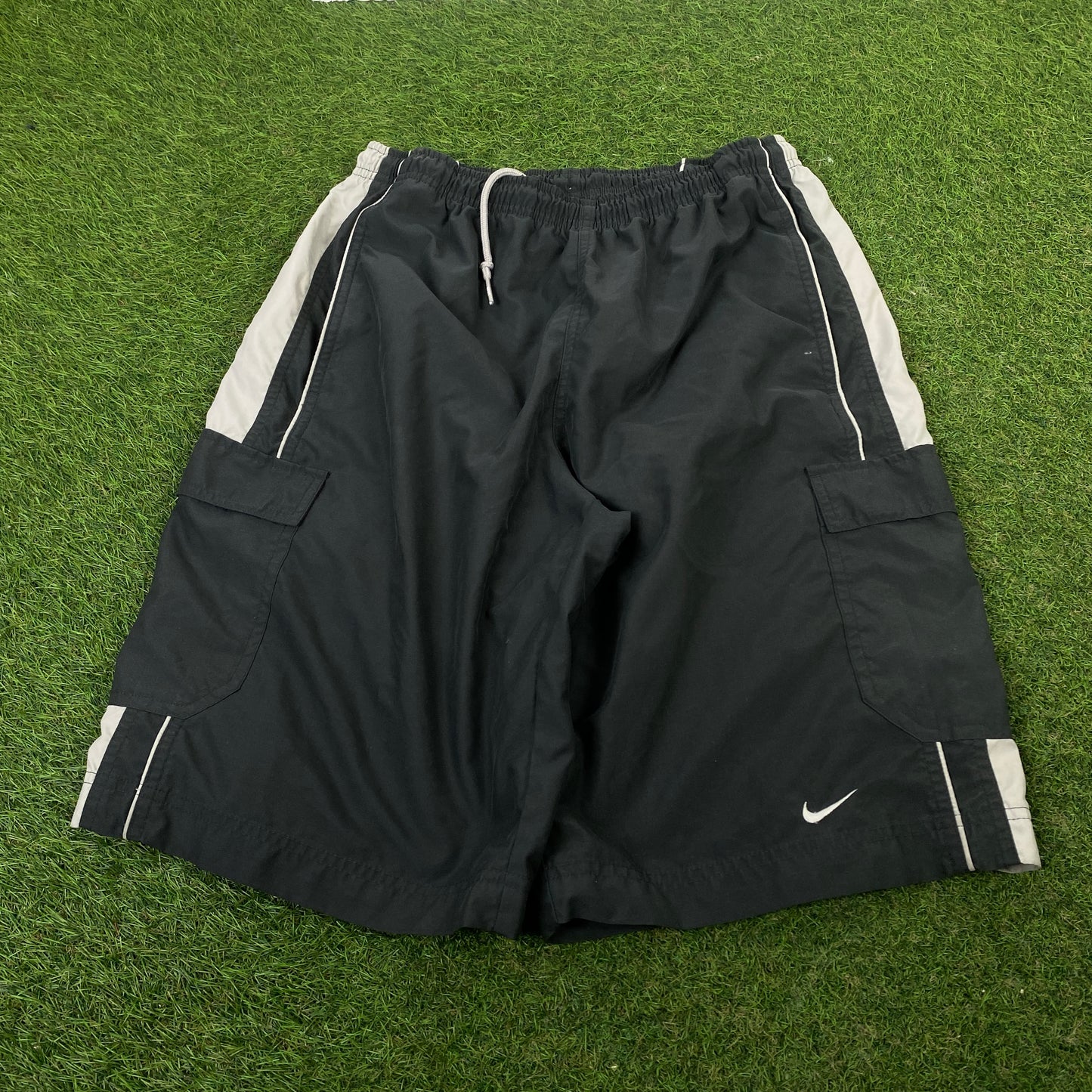 00s Nike Piping Shorts Grey Medium