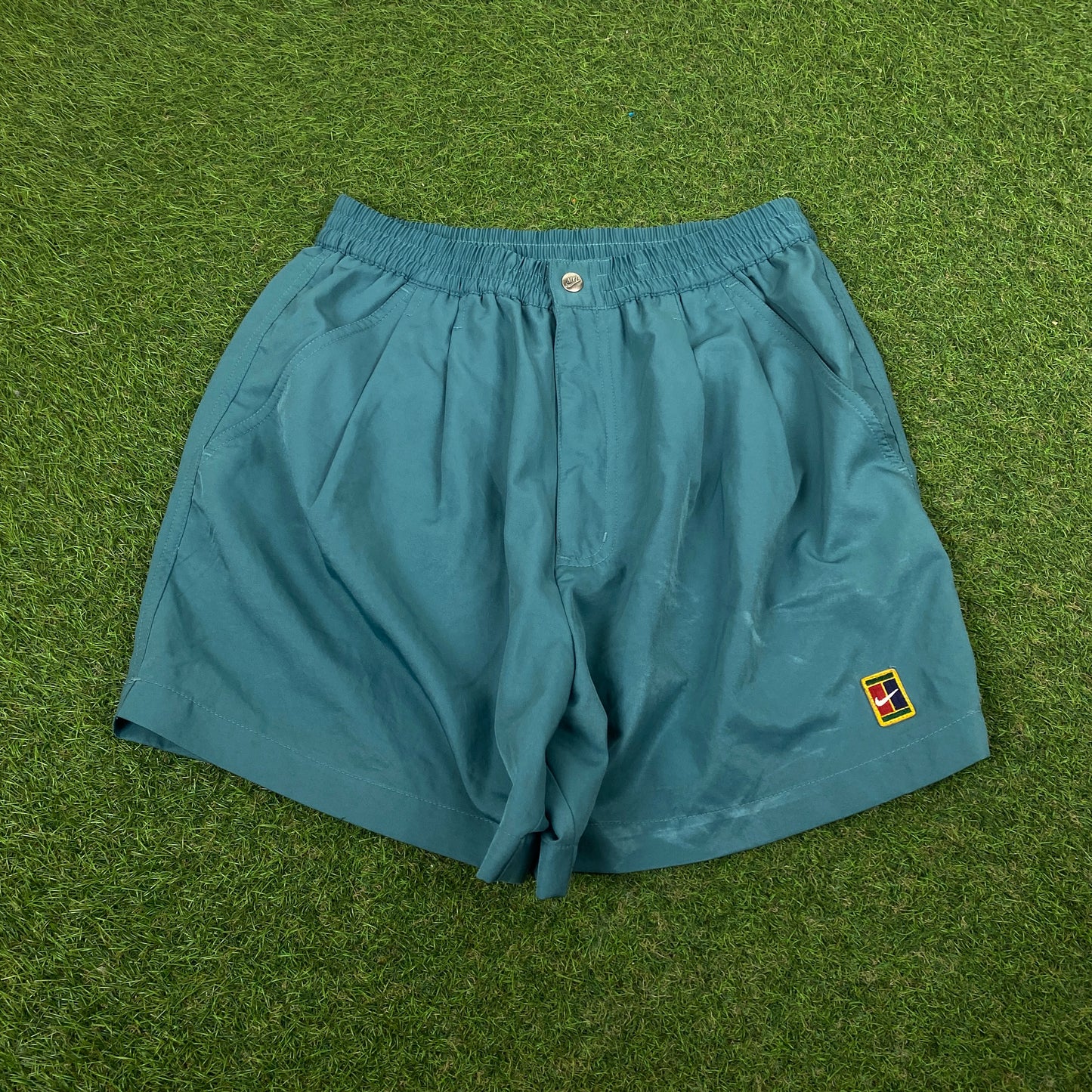 90s Nike Challenge Court Shorts Green Medium