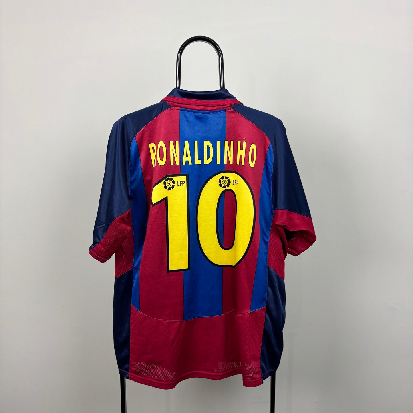 90s Nike Barcelona Ronaldinho Football Shirt T-Shirt Red Large
