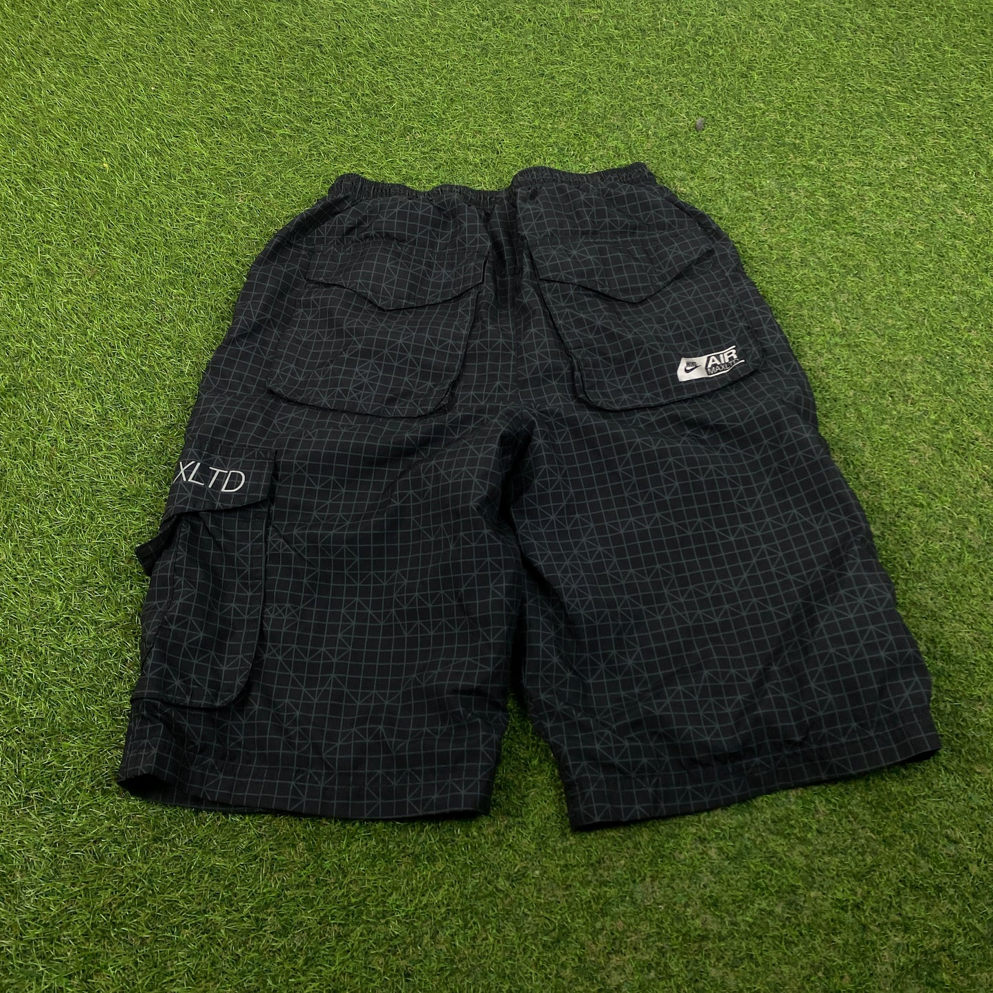 00s Nike Air Max Shorts Black Small