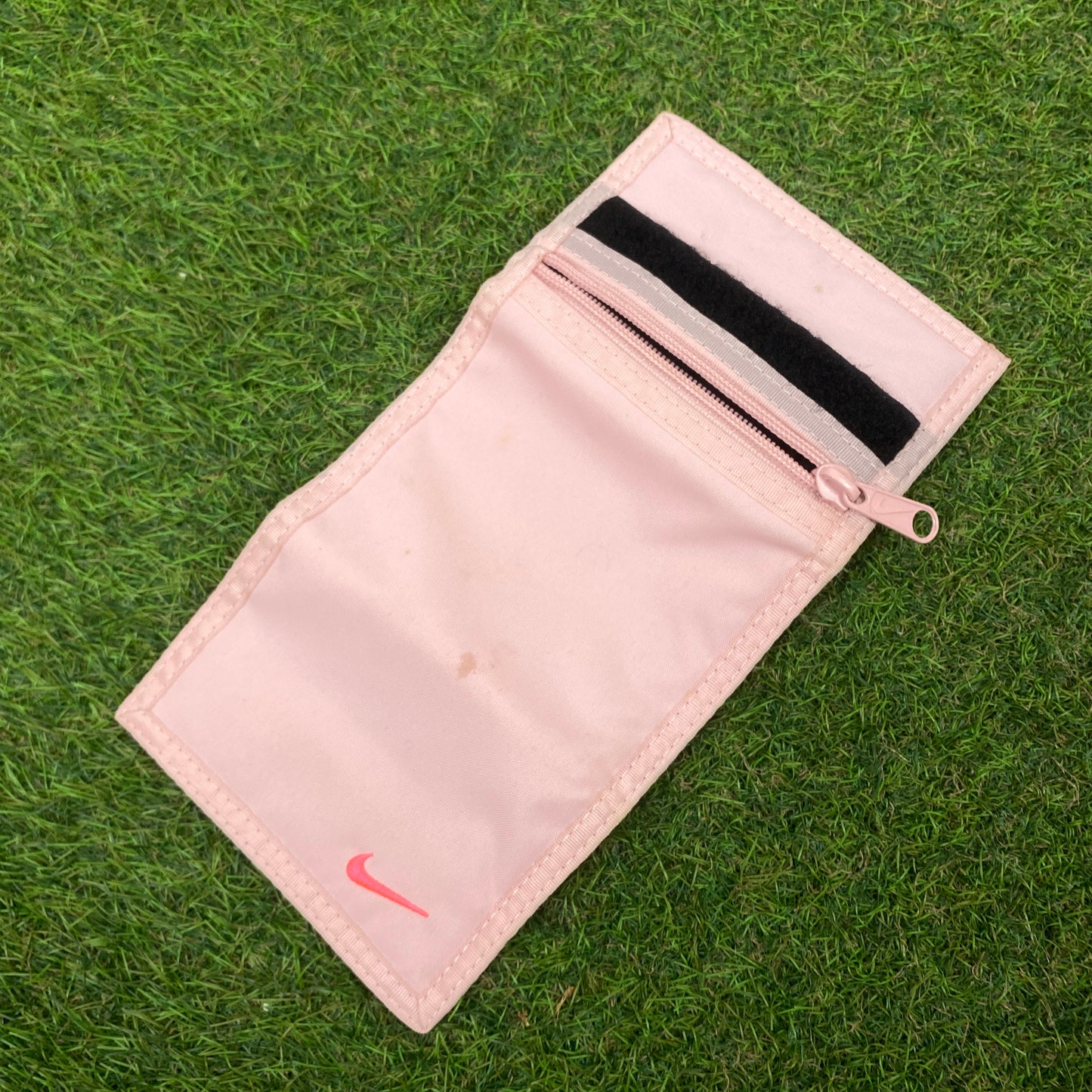 00s Nike Tri-Fold Wallet Card Holder Pink