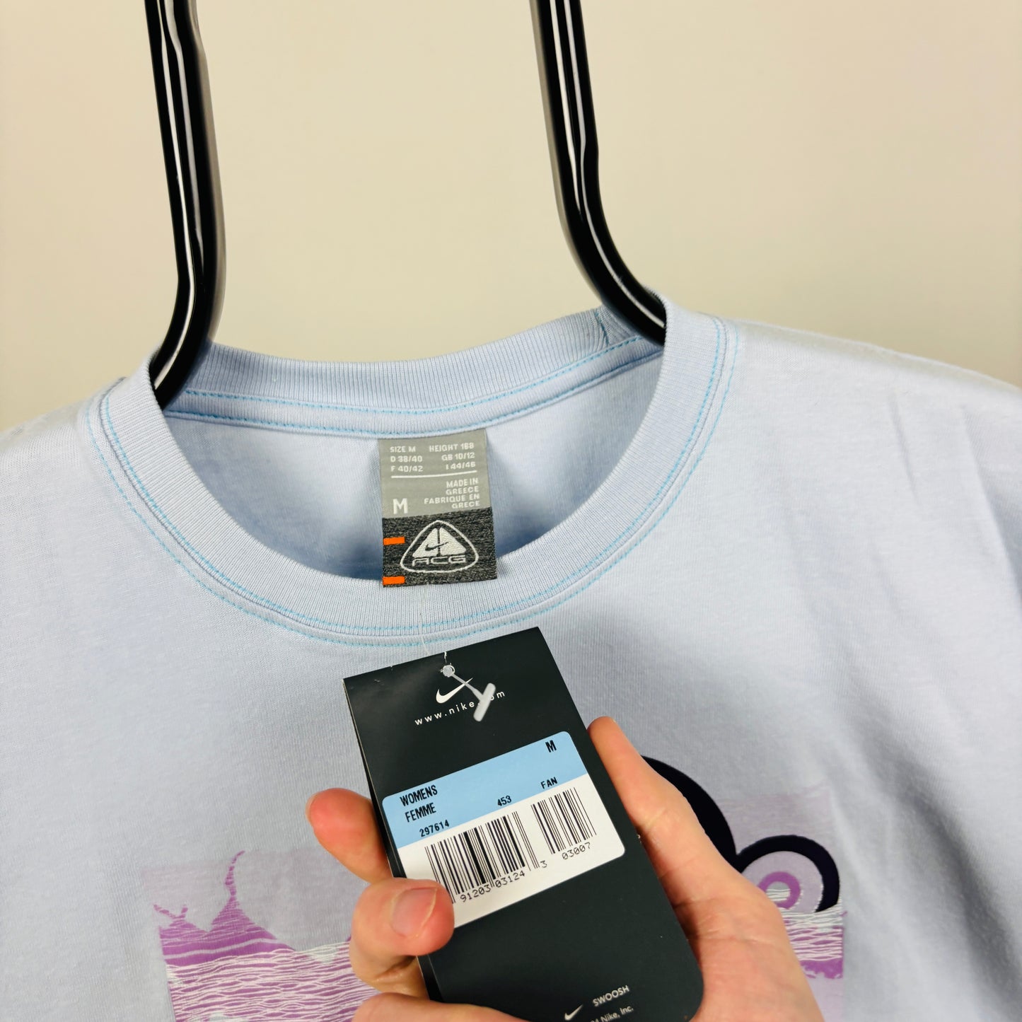 00s Nike ACG T-Shirt Purple Women’s Medium