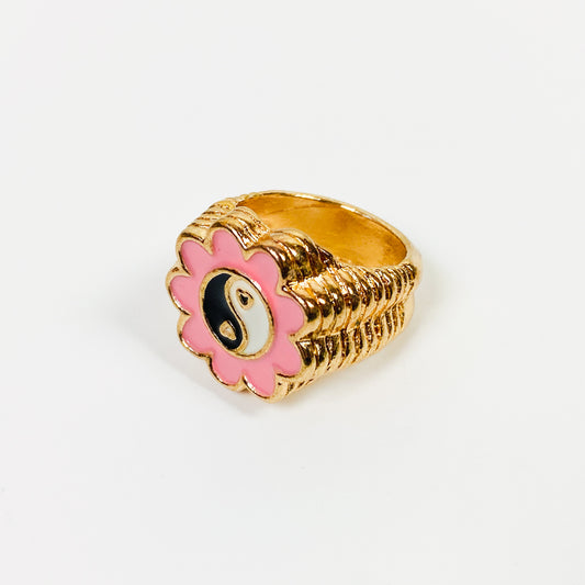 Retro Vintage Flower Ring Gold Pink