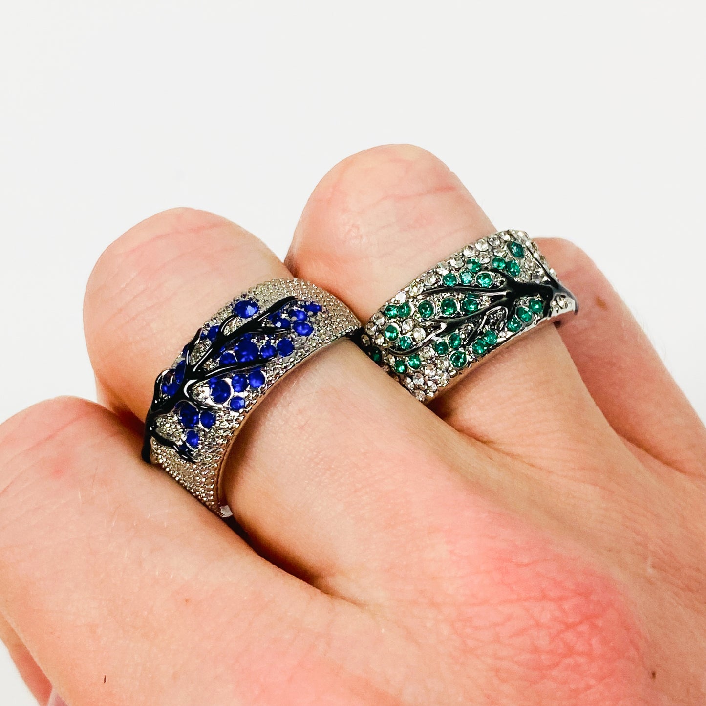 Retro Gemstone Tree Ring Silver Emerald