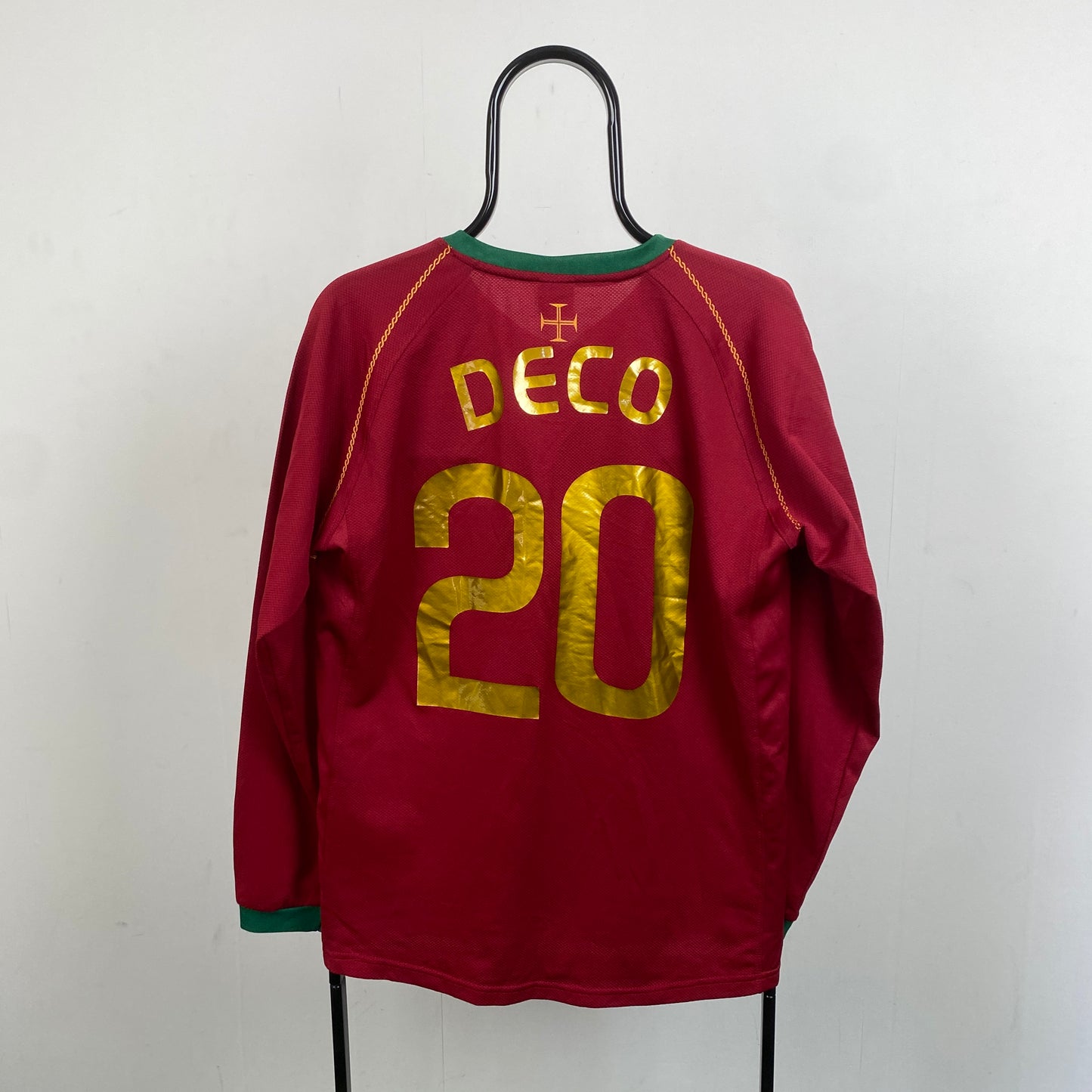 Retro Portugal Football Shirt T-Shirt Red Medium