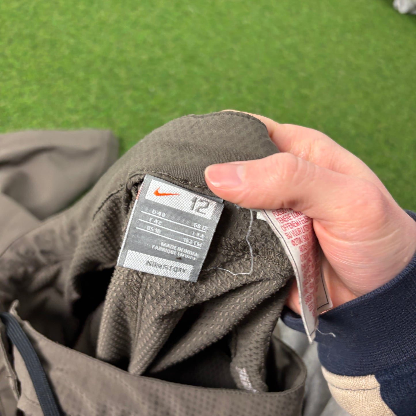 00s Nike Parachute Cargo Joggers Brown Medium