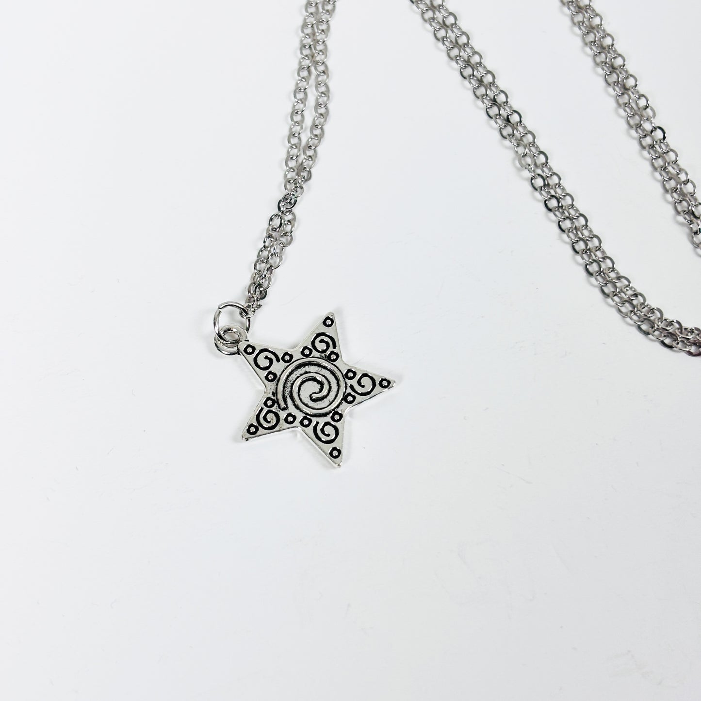 Vintage Star Charm Necklace Silver