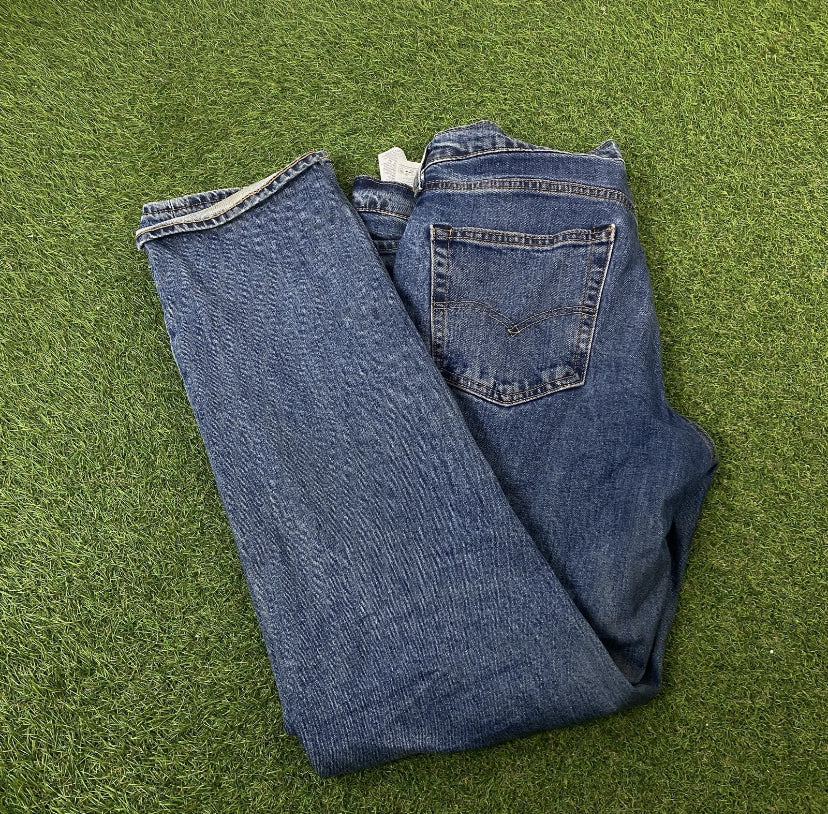Levis