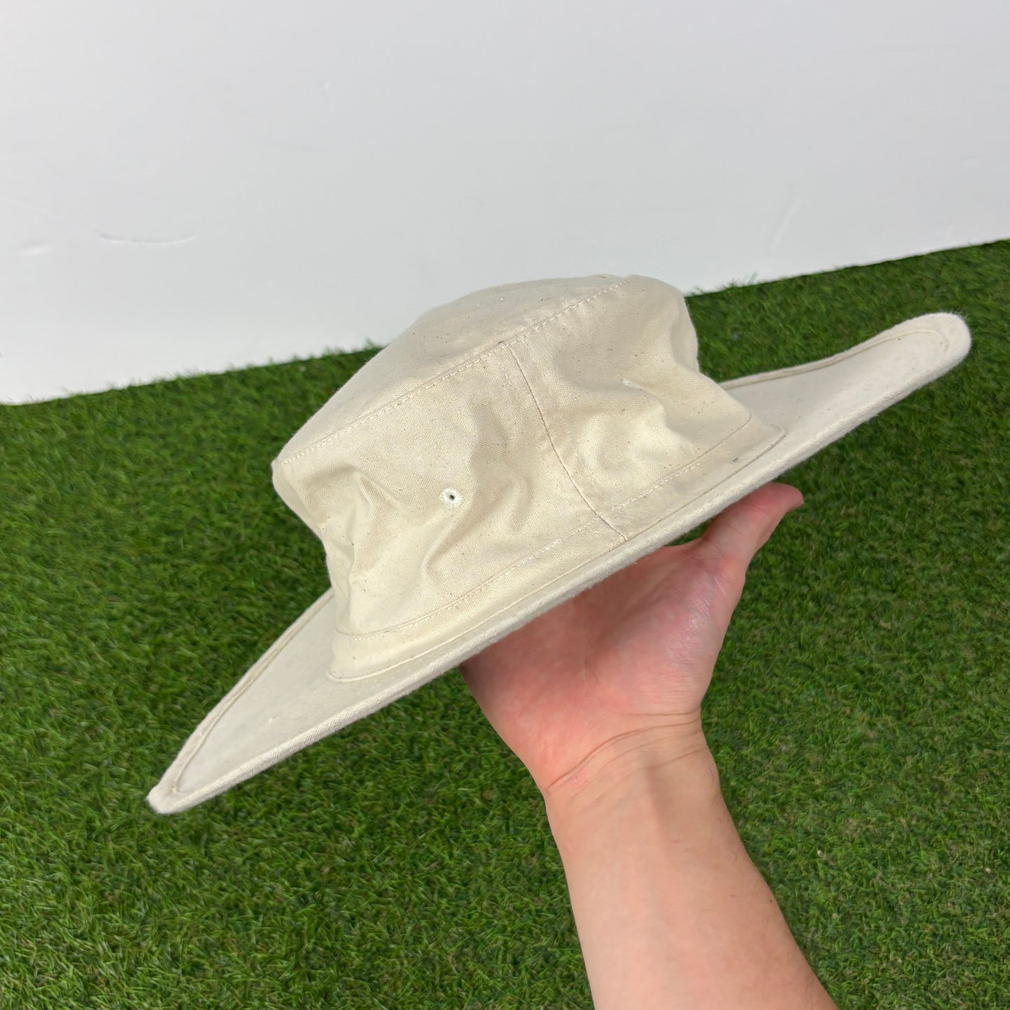 90s Slazenger Cricket Hat Cream White