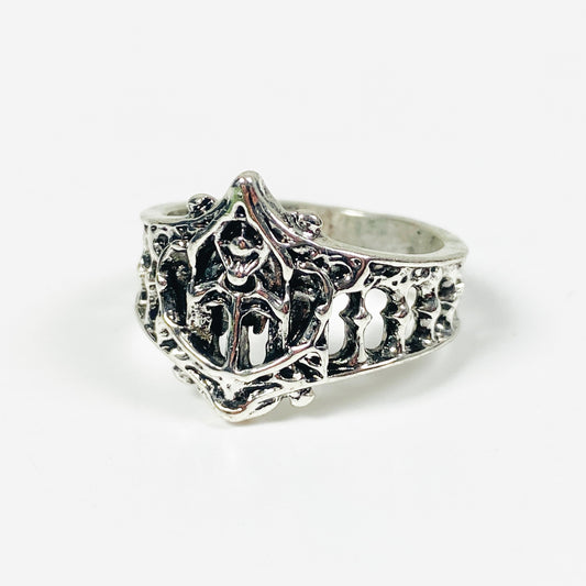 Vintage Crypt Ring Silver