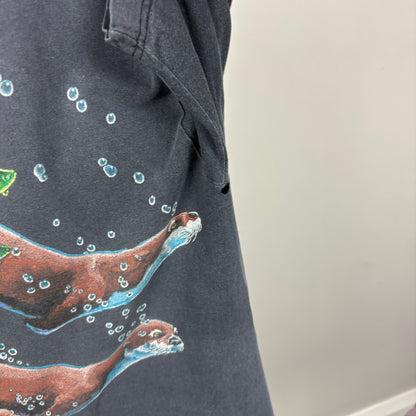 90s Harlequin Otter T-Shirt Black Medium