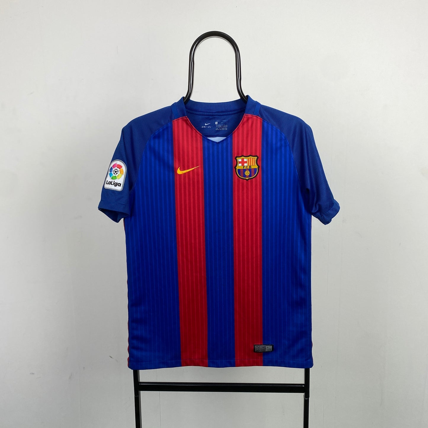 00s Nike Barcelona Football Shirt T-Shirt Red XS