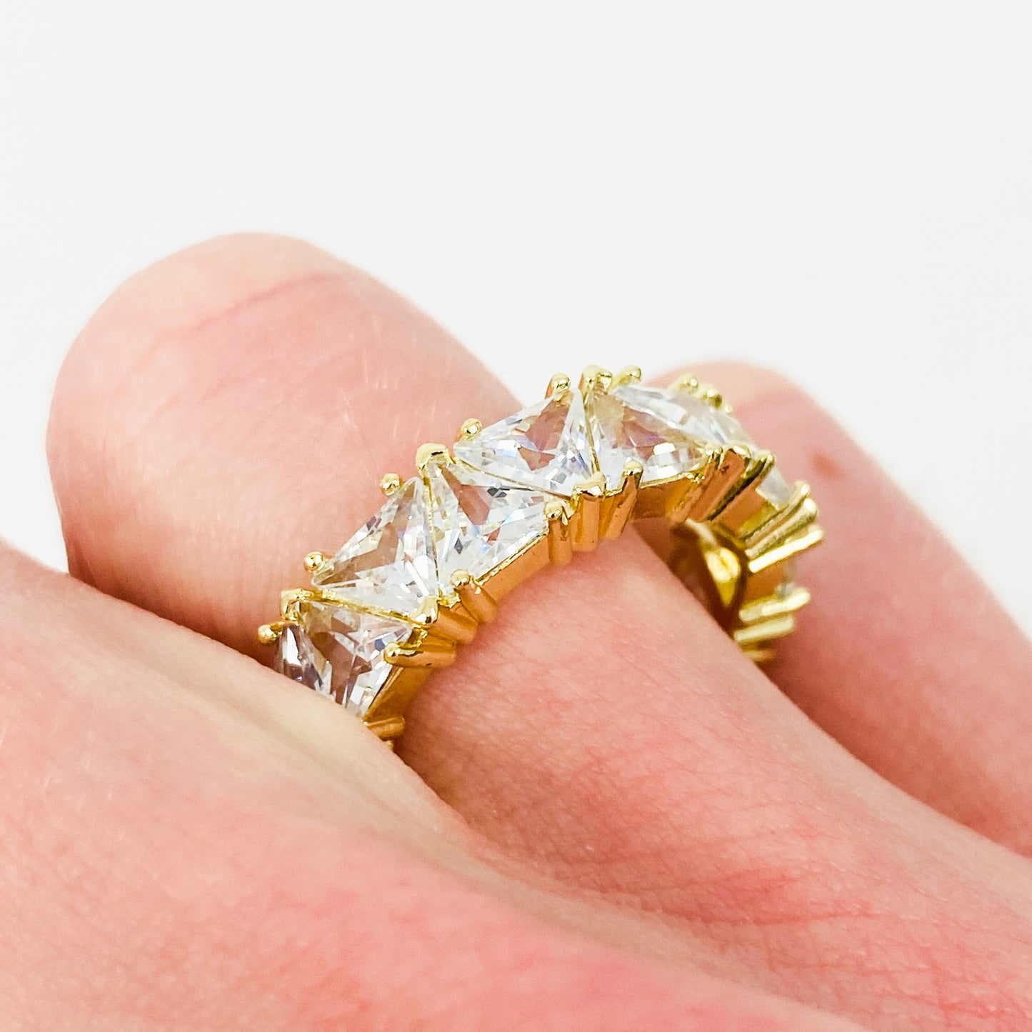 Vintage Cut Gemstone Band Ring Gold