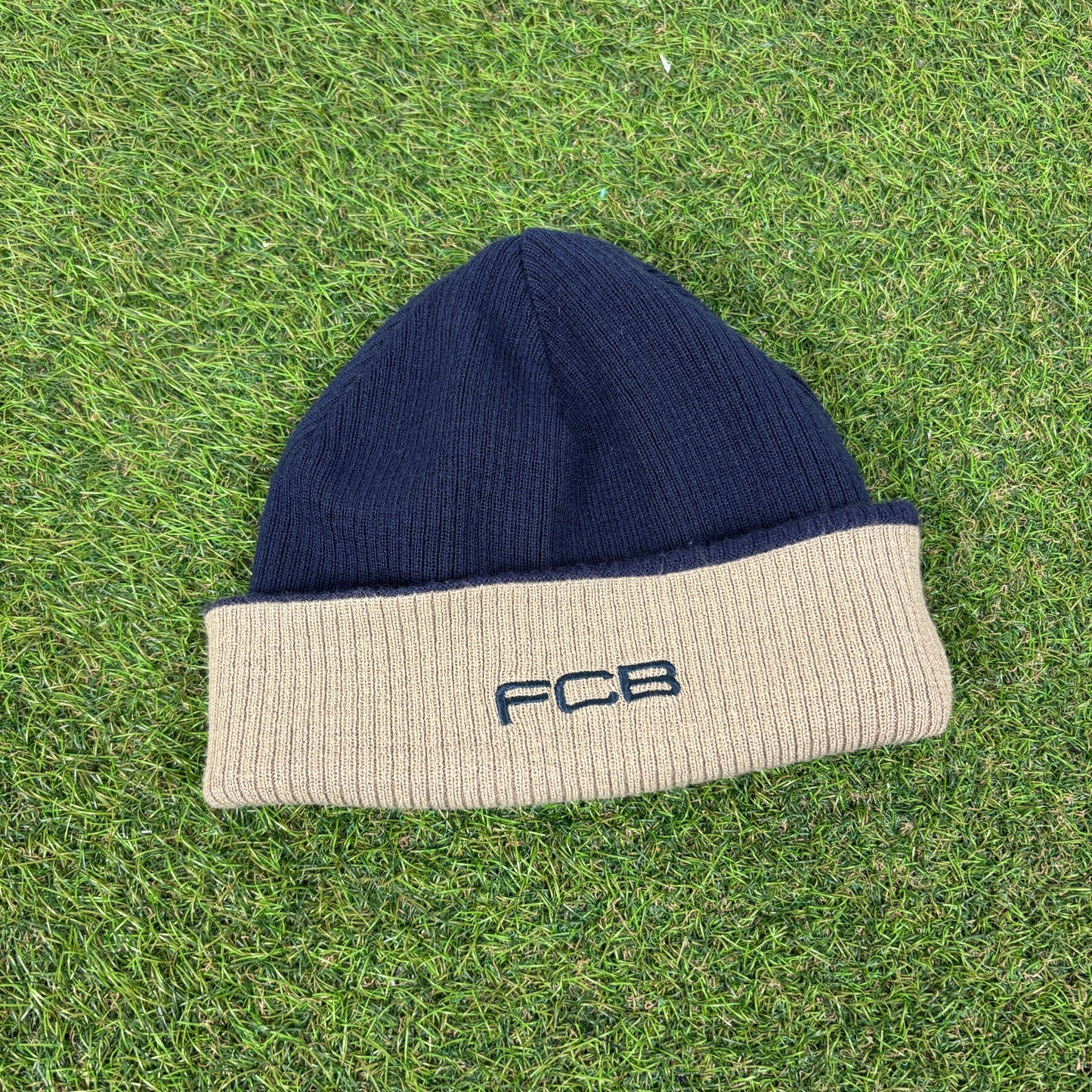 00s Nike Barcelona Reversible Beanie Hat Brown